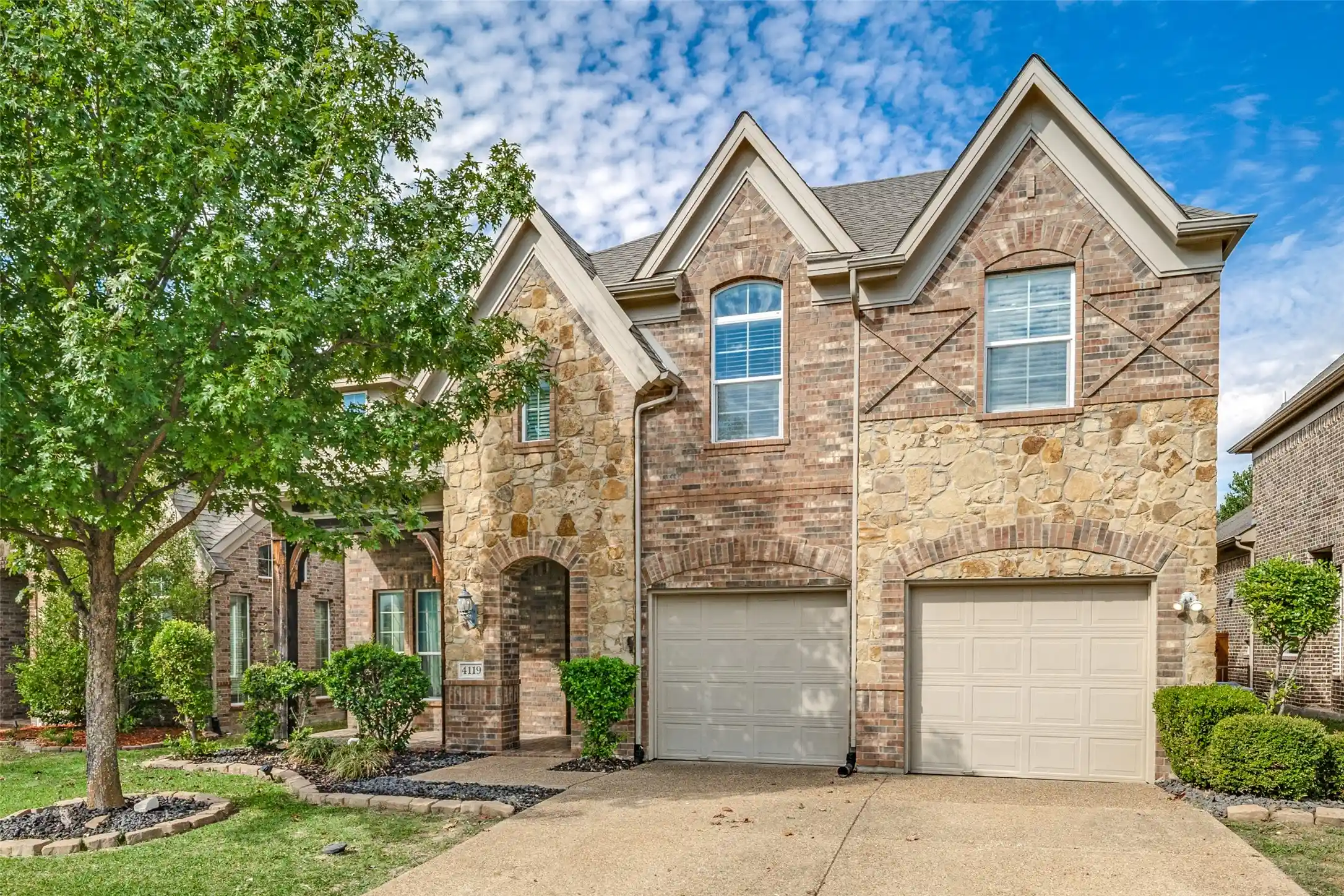 Photo 1 of Single family home for sale at 4119 Hawthorne Dr, Sachse, TX 75048 | MLS# 21418212 | Listing updated on 2026-10-25