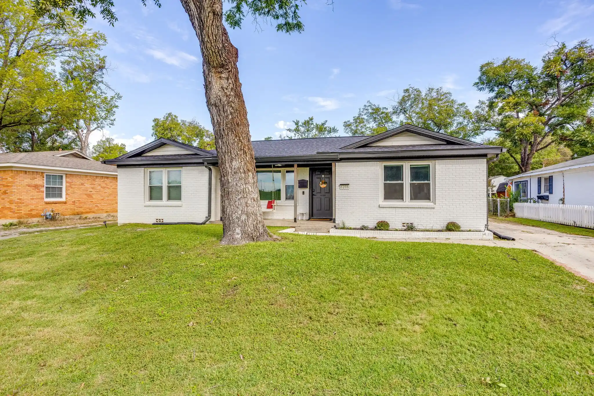 Single family home for sale at 6208 Walnut Dr, Fort Worth, TX 76114 | MLS# 21418596