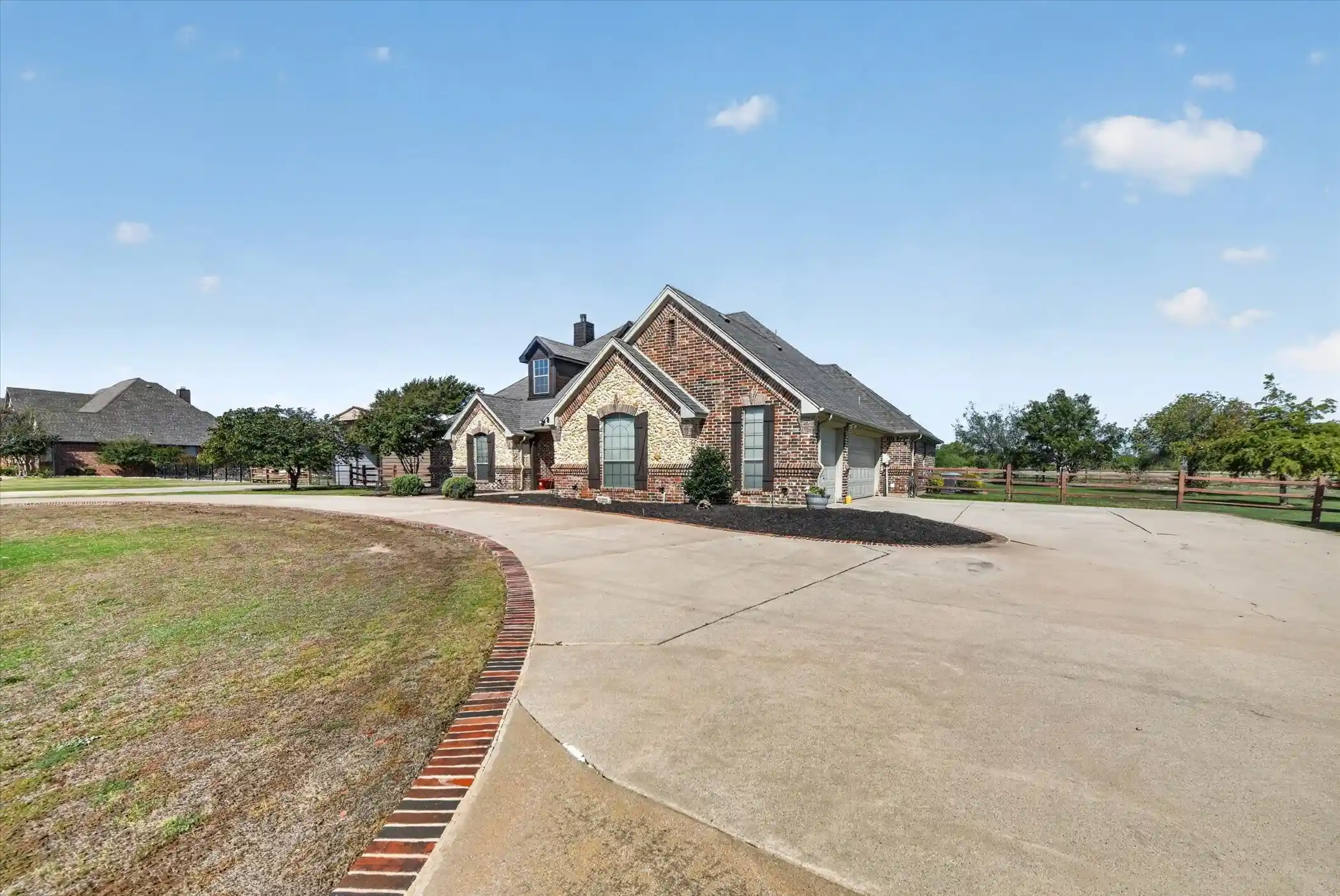 Photo 1 of Single family home for sale at 12720 Helen Rd, Justin, TX 76247 | MLS# 21418924 | Listing updated on 2026-10-28