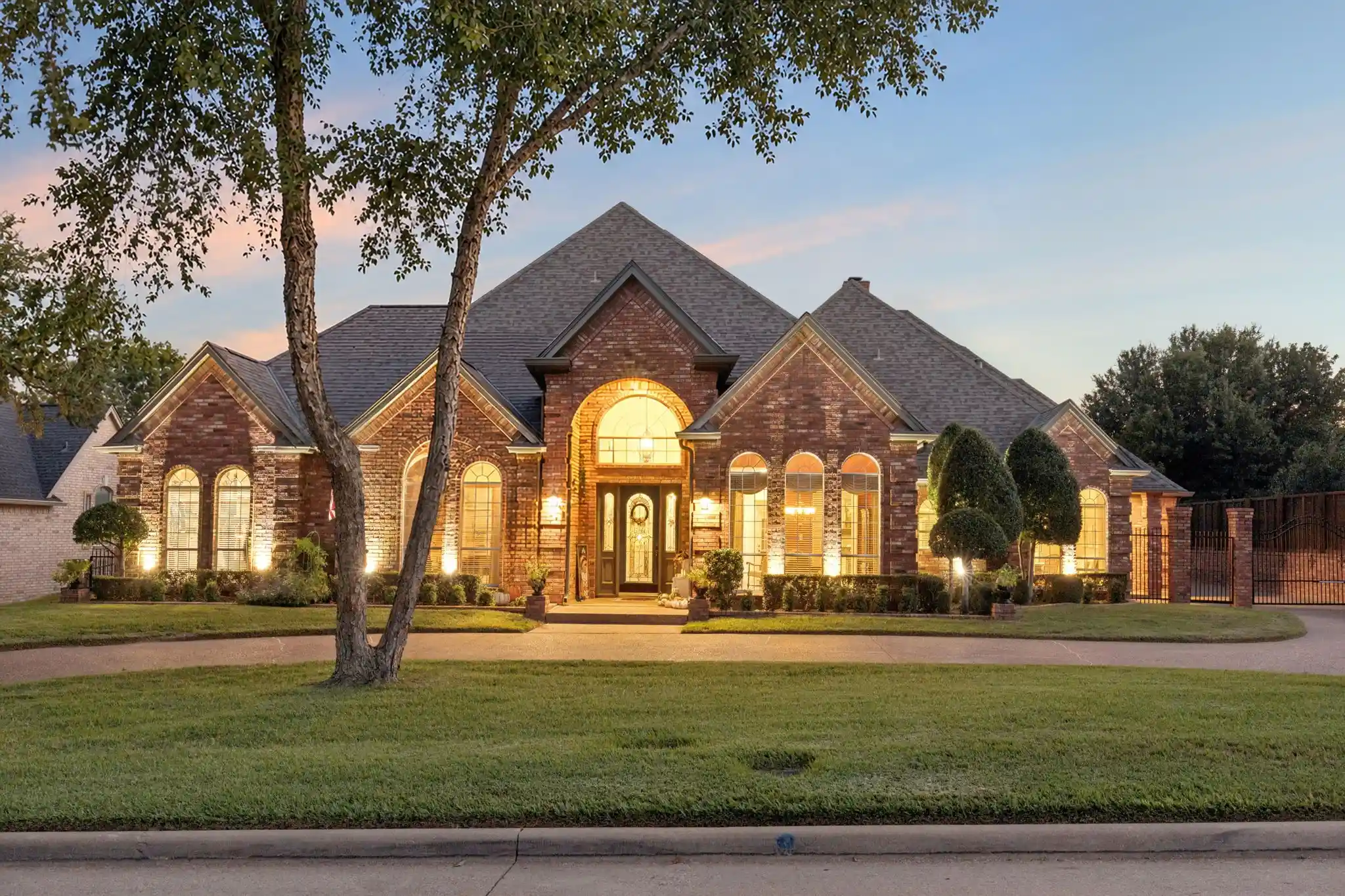 Single family home for sale at 2401 Norwalk Dr, Colleyville, TX 76034 | MLS# 21418389