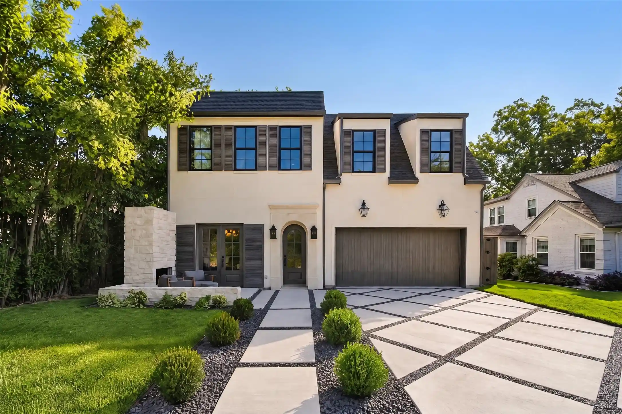 Photo 1 of Single family home for sale at 6106 Revere Pl, Dallas, TX 75214 | MLS# 21416544 | Listing updated on 2026-10-25
