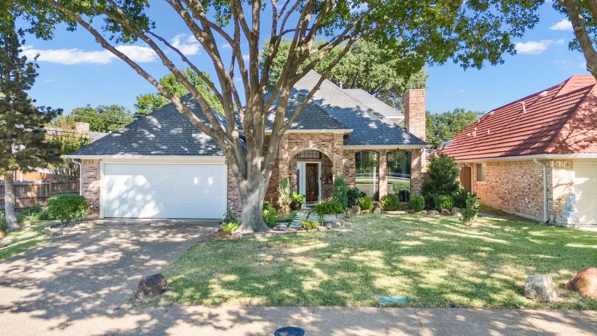 Photo 1 of Single family home for sale at 7130 Abrams Rd, Dallas, TX 75231 | MLS# 21416750 | Listing updated on 2026-10-27