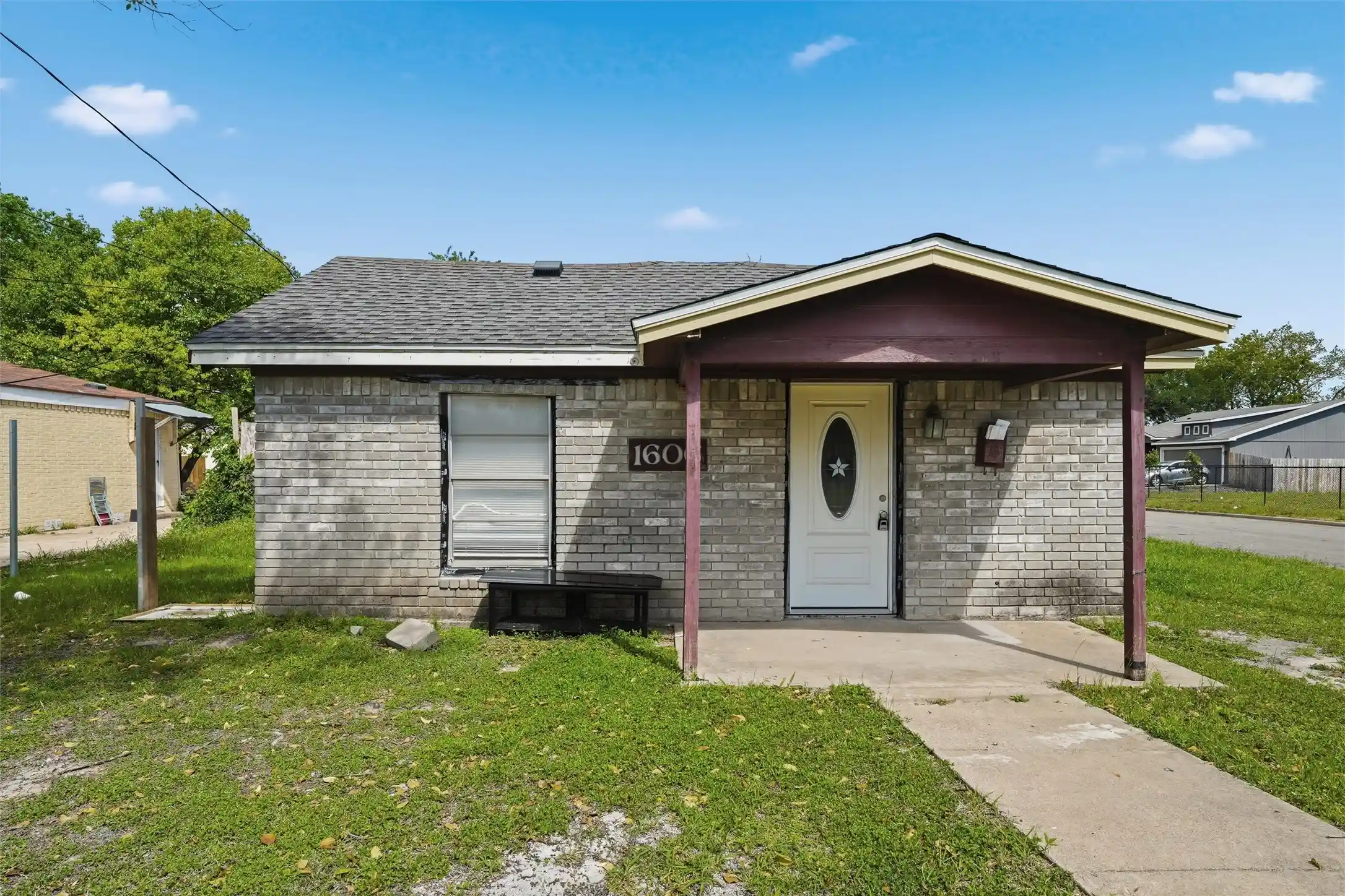 Single family home for sale at 1606 Faulkner Ln, Waco, TX 76704 | MLS# 21419319