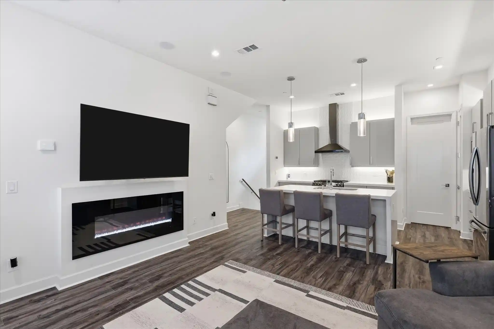 Photo 1 of Condo for sale at 1813 Park Ave #106, Dallas, TX 75215 | MLS# 21418211 | Listing updated on 2026-10-24
