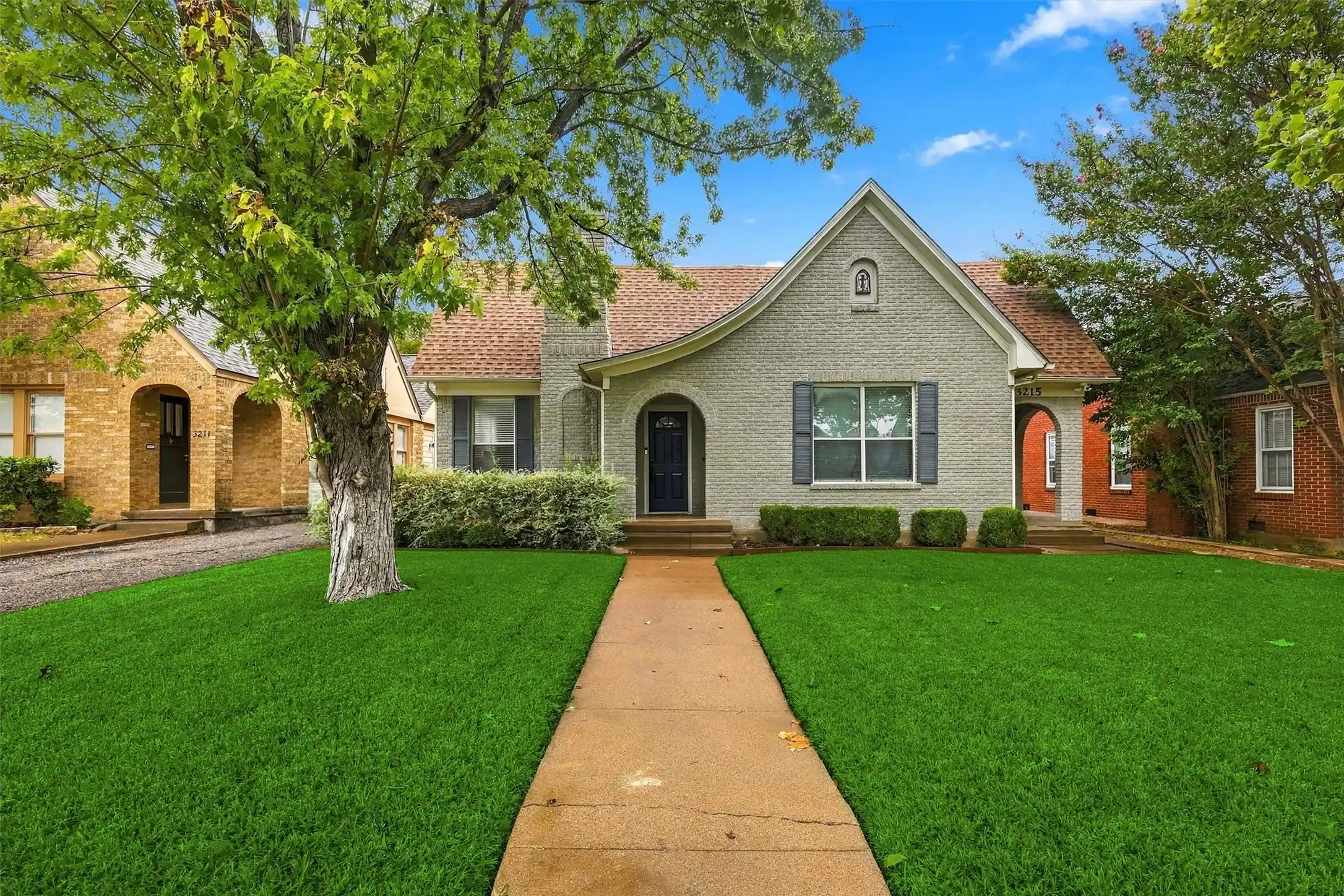 Photo 1 of Single family home for sale at 3215 Odessa Ave, Fort Worth, TX 76109 | MLS# 21419419 | Listing updated on 2026-10-26