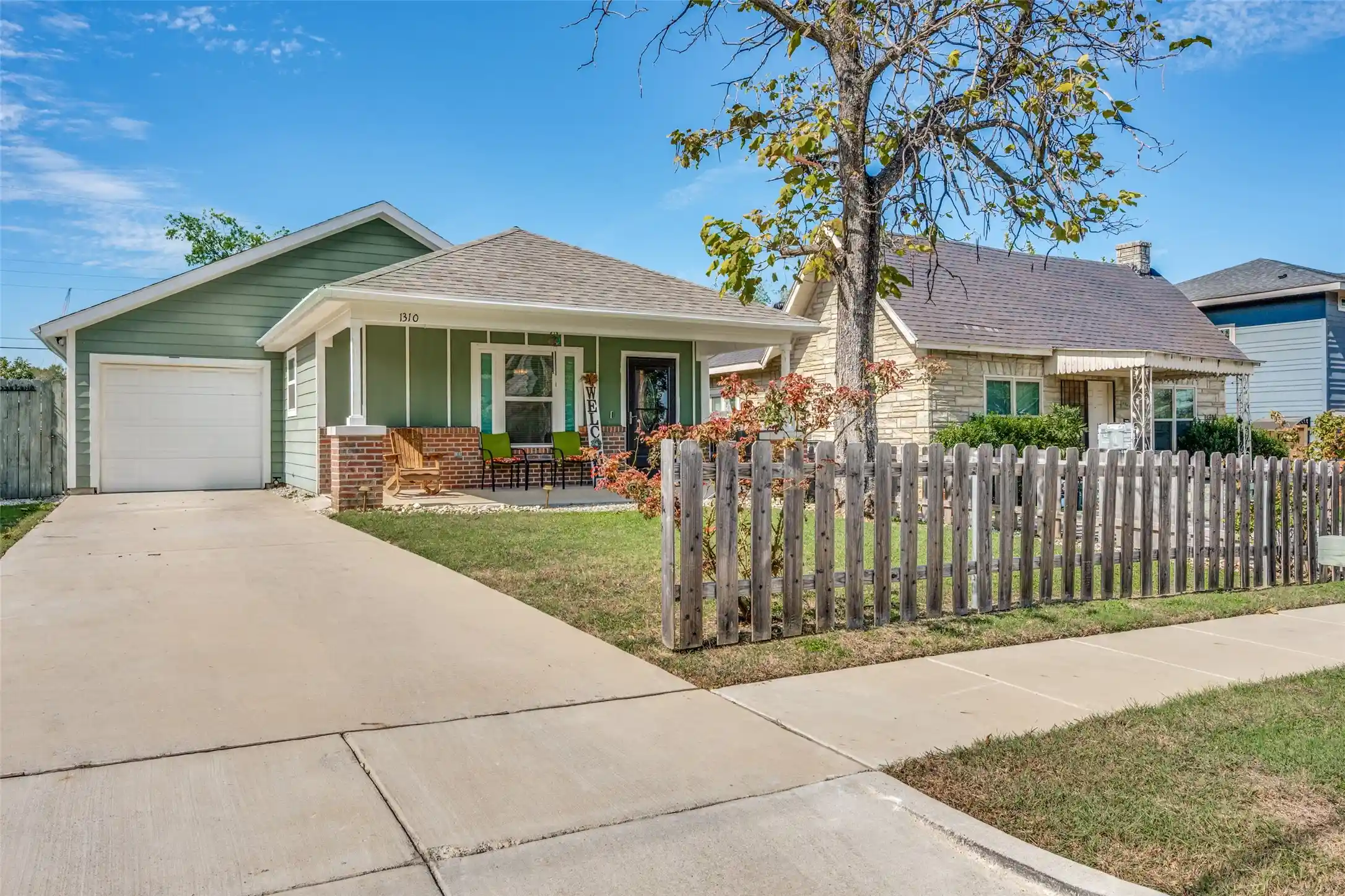 Single family home for sale at 1310 New York Ave, Fort Worth, TX 76104 | MLS# 21416946