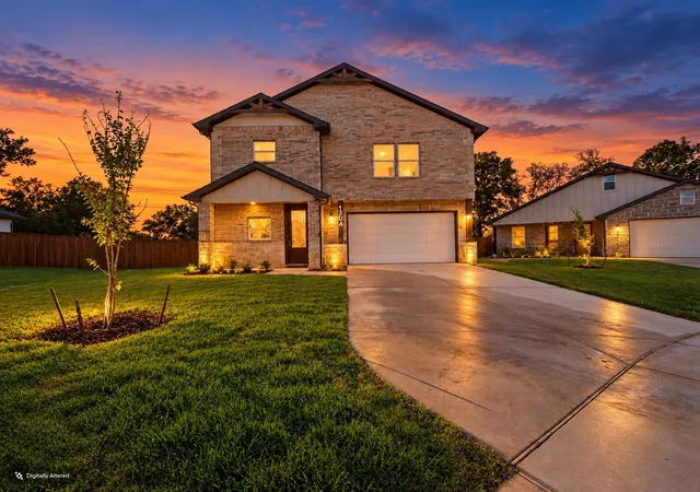 Single family home for sale at 1204 Phoenix Dr, Athens, TX 75751 | MLS# 21419001