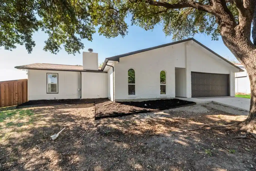 Single family home for sale at 3101 Abbey Rd, Carrollton, TX 75007 | MLS# 21419229