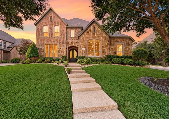 Single family home for sale at 405 Ramsey Trl, Roanoke, TX 76262 | MLS# 21419021