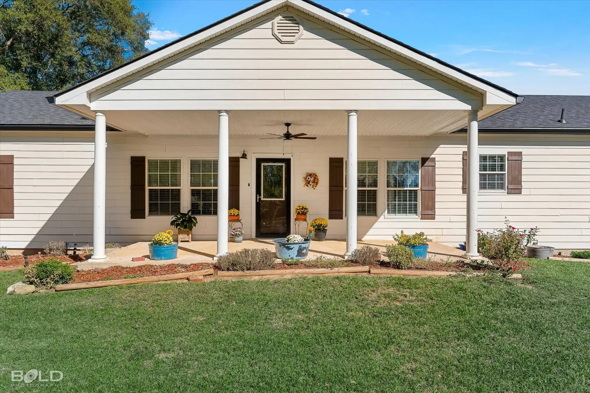 Single family home for sale at 7940 Colquitt Rd, Keithville, LA 71047 | MLS# 21419068