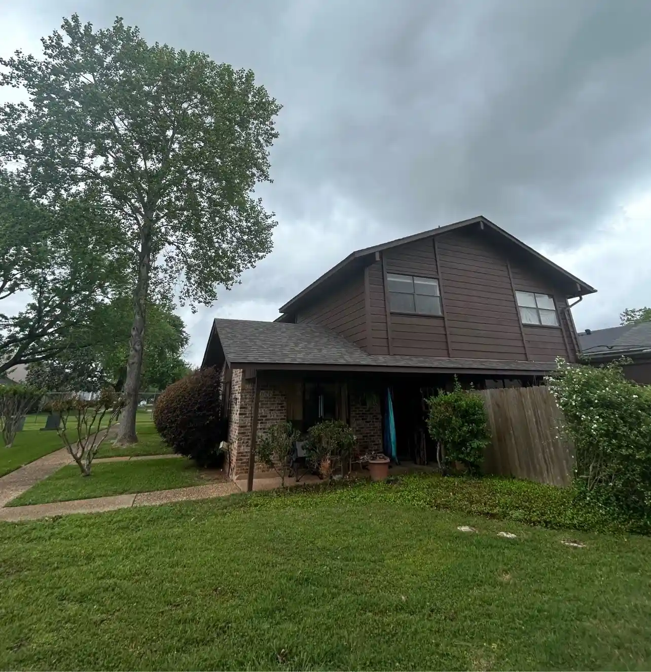 Townhouse for sale at 10008 Carlsbad Dr, Shreveport, LA 71115 | MLS# 21419565