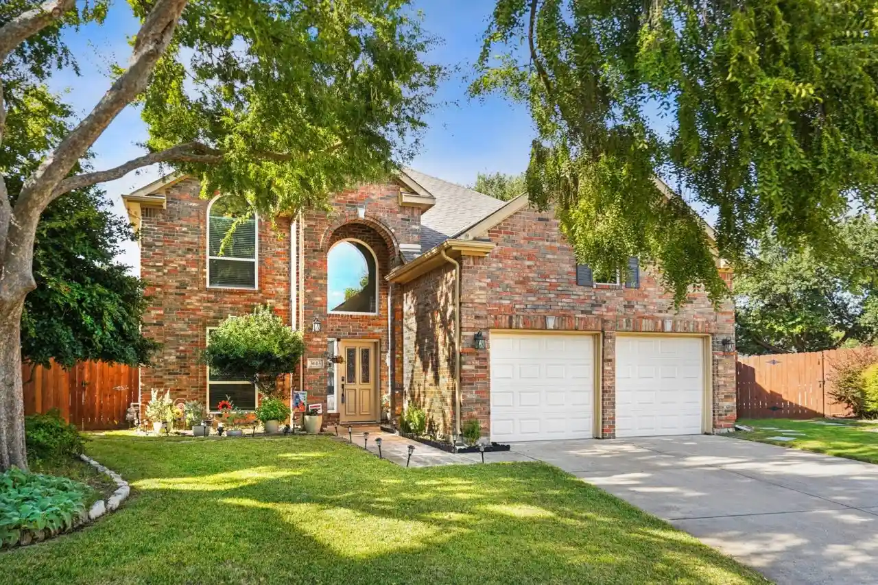Single family home for sale at 3613 Arbor Crk Ln, Flower Mound, TX 75022 | MLS# 21419585