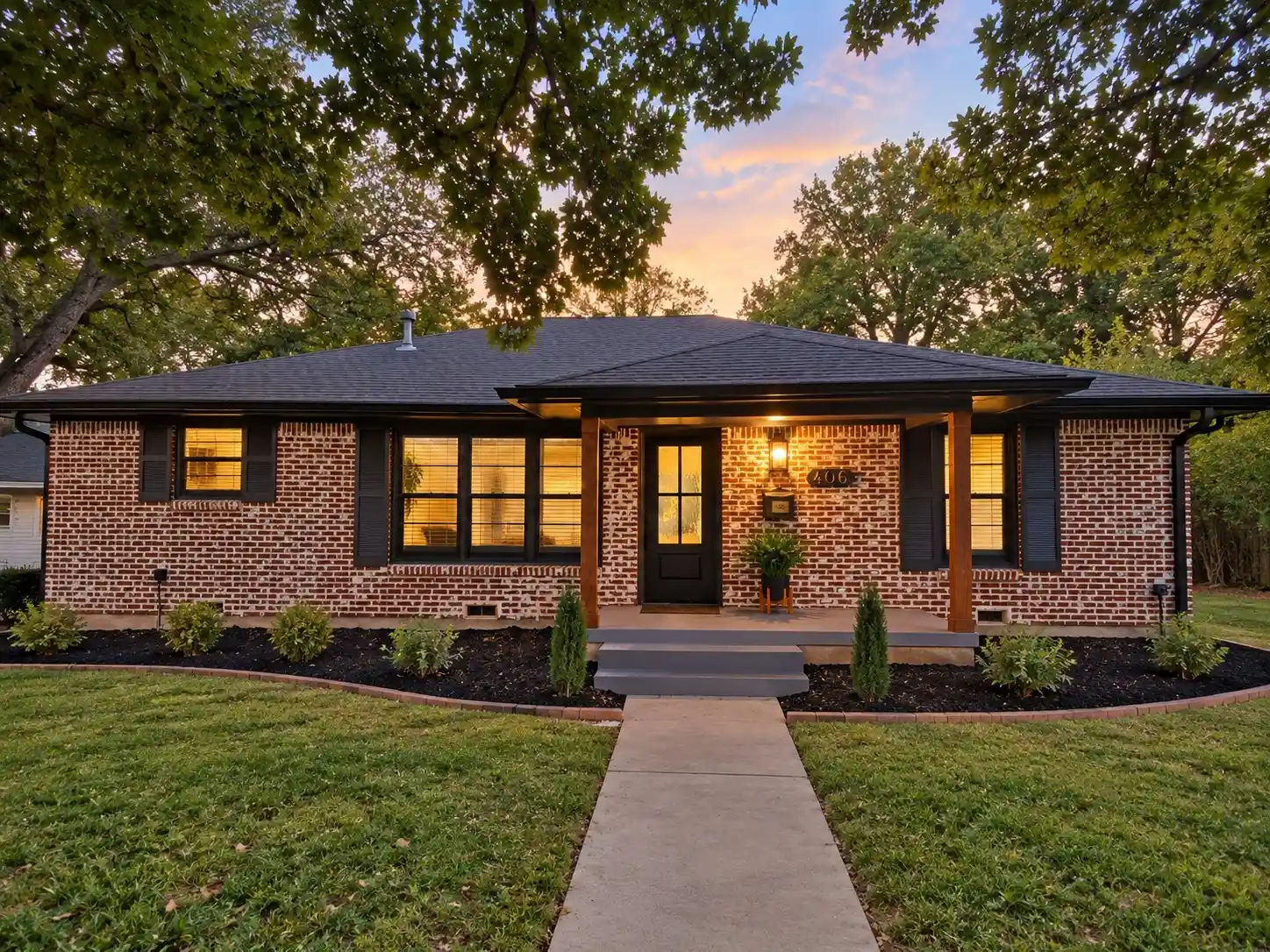 Single family home for sale at 406 N Union St, Whitesboro, TX 76273 | MLS# 21419050