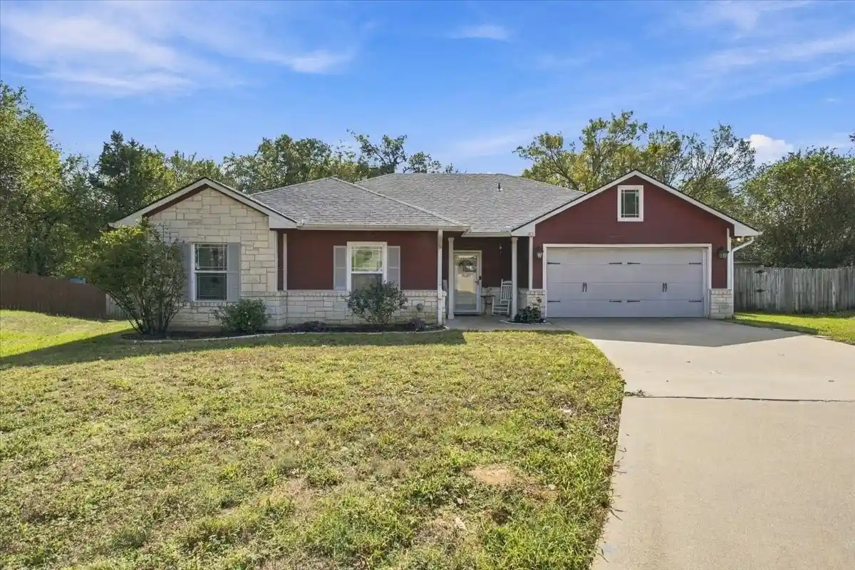 Single family home for sale at 1831 Woodland Park Dr, Denison, TX 75020 | MLS# 21415581