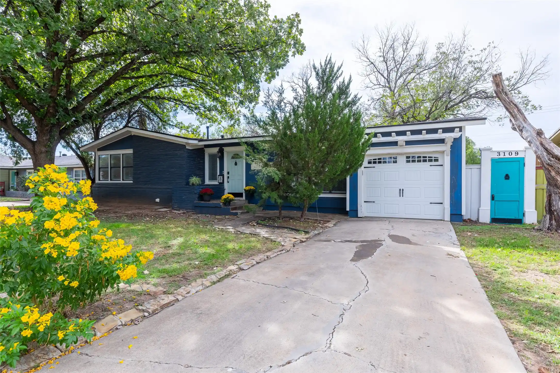 Single family home for sale at 3109 S 21st Street, Abilene, TX 79605 | MLS# 21419954