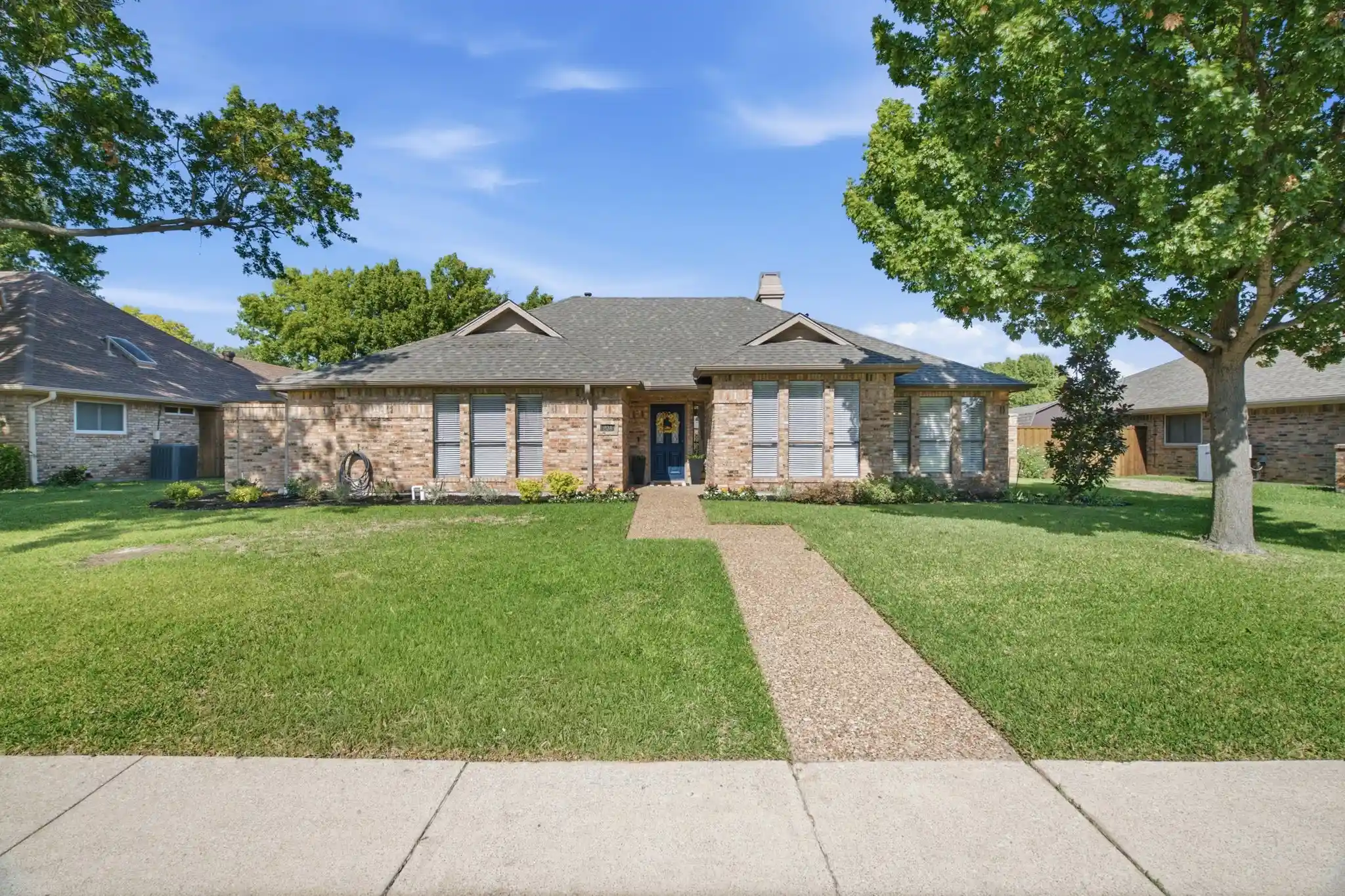 Photo 1 of Single family home for sale at 208 Steamboat Dr, Coppell, TX 75019 | MLS# 21418541 | Listing updated on 2026-10-29