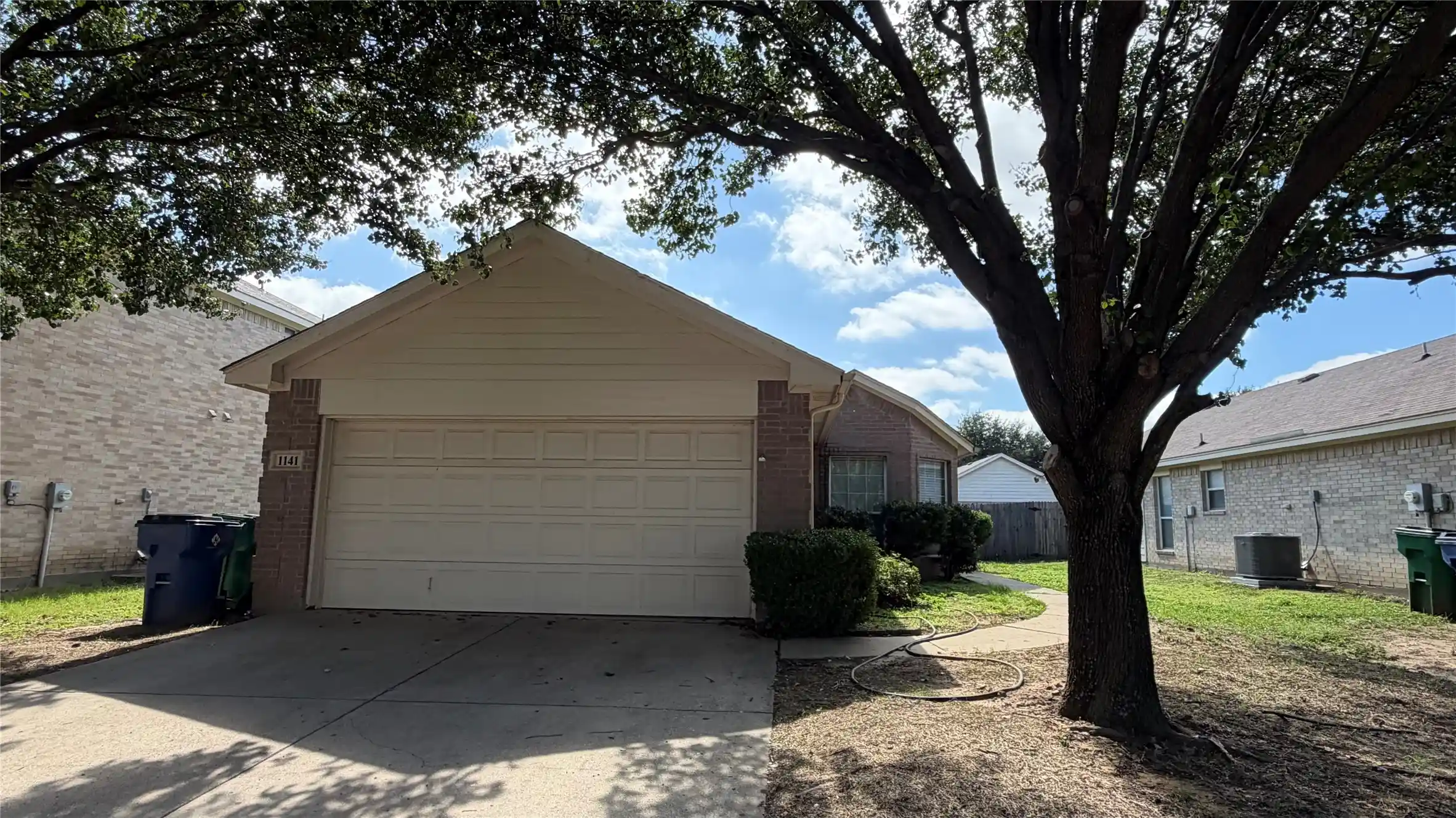 Photo 1 of Single family home for sale at 1141 Boxwood Dr, Crowley, TX 76036 | MLS# 21419982 | Listing updated on 2026-10-24