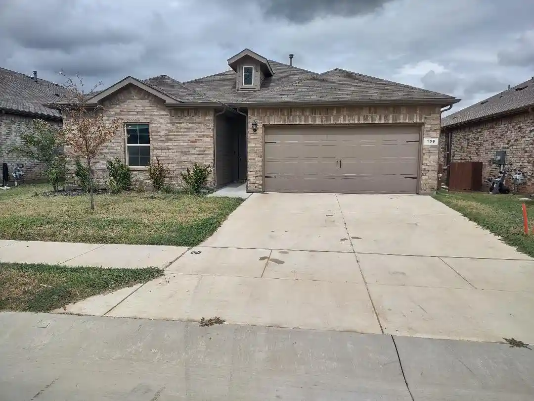 Single family home for sale at 109 Blossom Trl, Boyd, TX 76023 | MLS# 21419983
