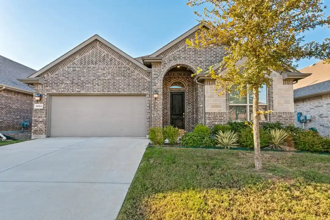 Single family home for sale at 1024 Pitch Pine St, Hickory Creek, TX 75065 | MLS# 21420038