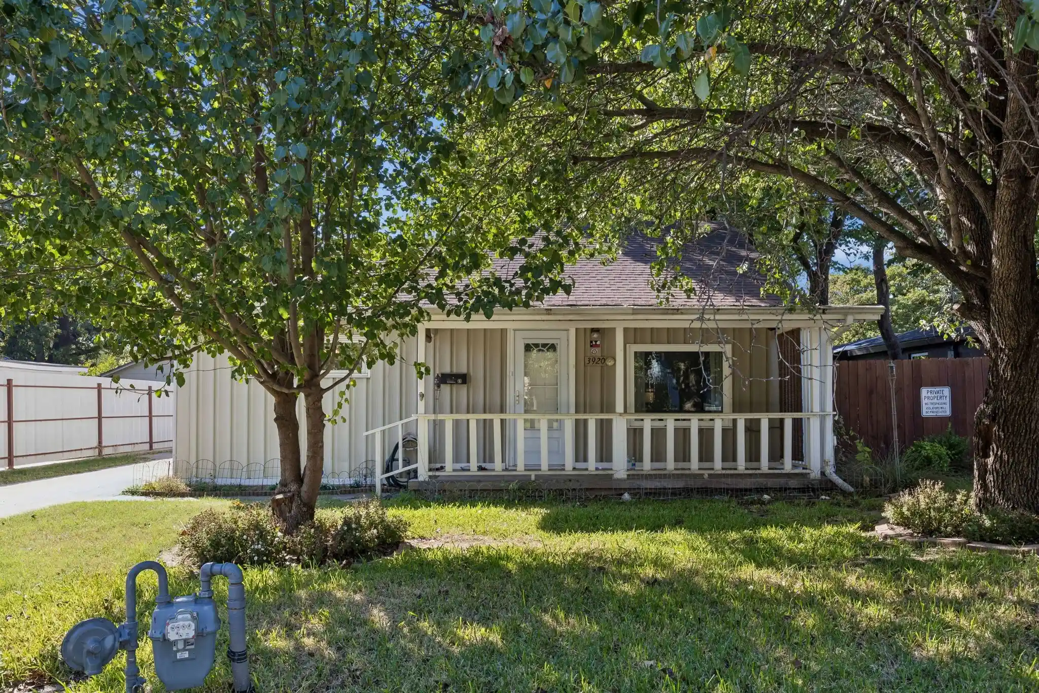 Single family home for sale at 3920 Hollis St, Haltom City, TX 76111 | MLS# 21418323