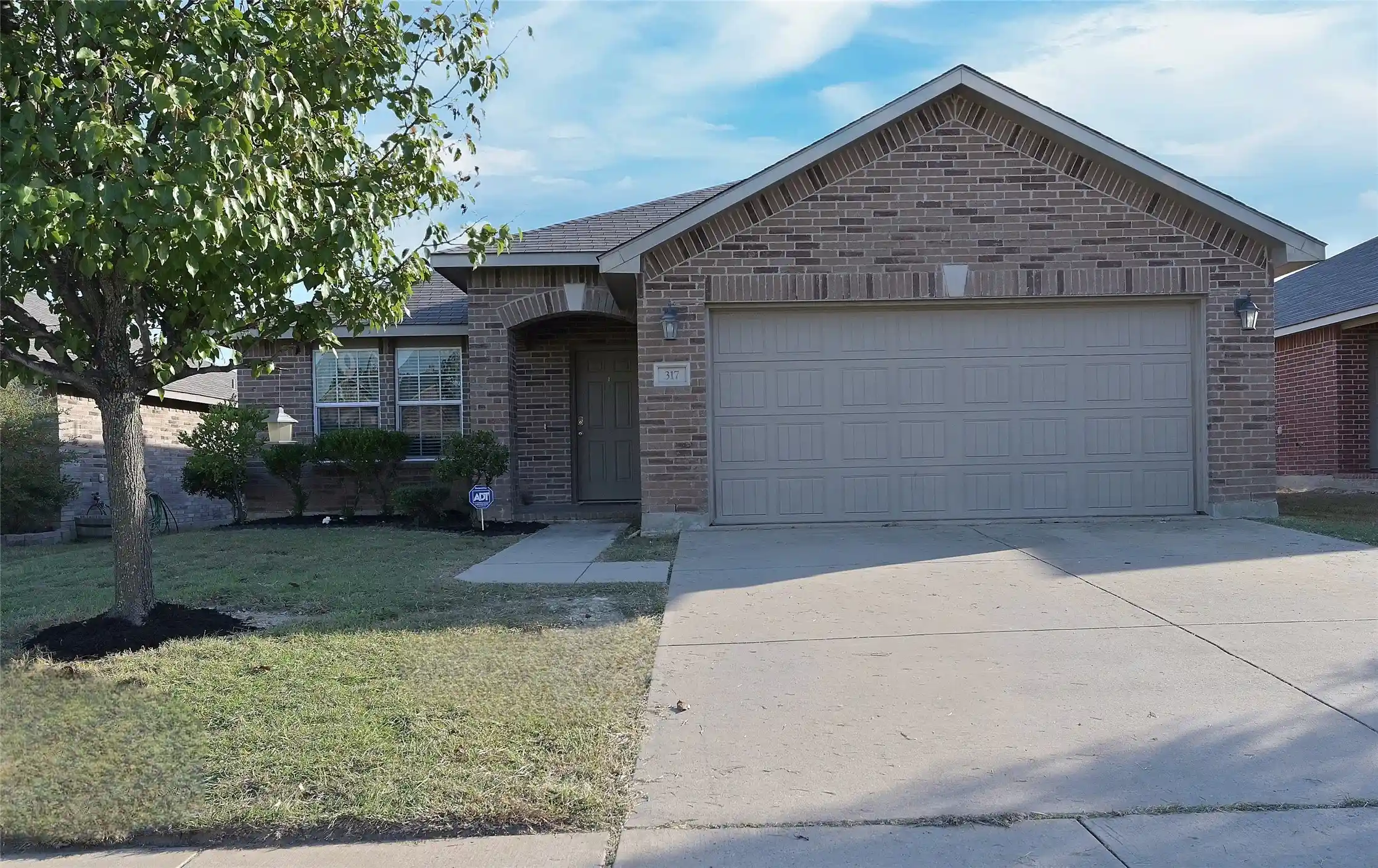 Photo 1 of Single family home for sale at 317 Chalkstone Dr, Fort Worth, TX 76131 | MLS# 21419027 | Listing updated on 2026-10-25
