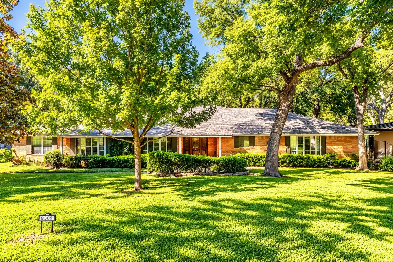 Single family home for sale at 9309 Vinewood Dr, Dallas, TX 75228 | MLS# 21420145