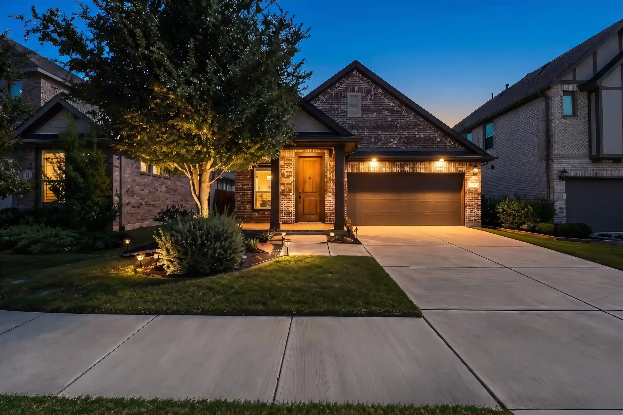 Single family home for sale at 4816 Zilker Ave, Carrollton, TX 75010 | MLS# 21420200