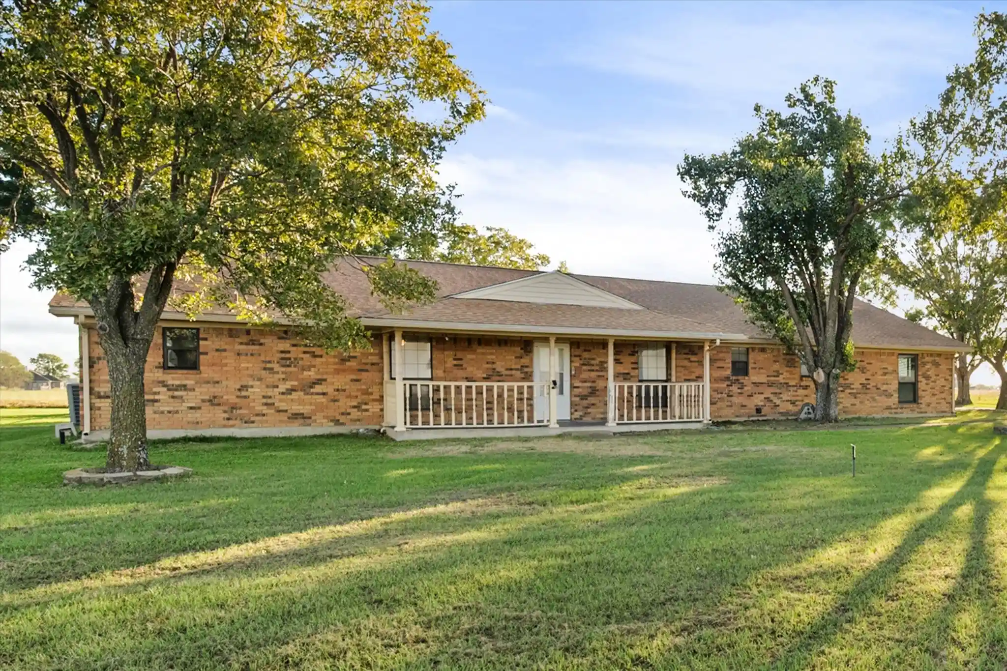 Single family home for sale at 353 Brazier Rd, Ennis, TX 75119 | MLS# 21420048