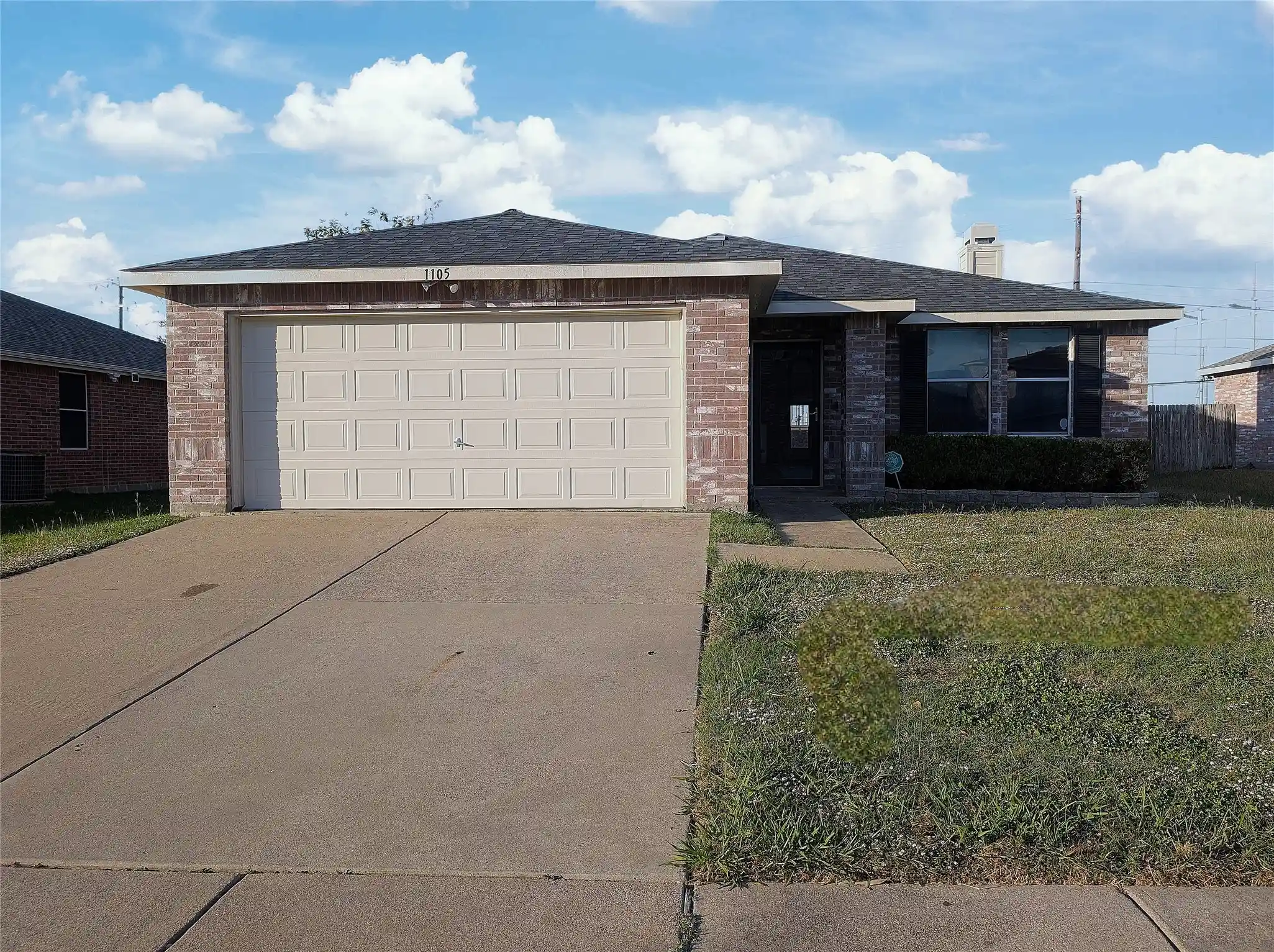 Single family home for sale at 1105 Schenectady Rd, Arlington, TX 76017 | MLS# 21420049
