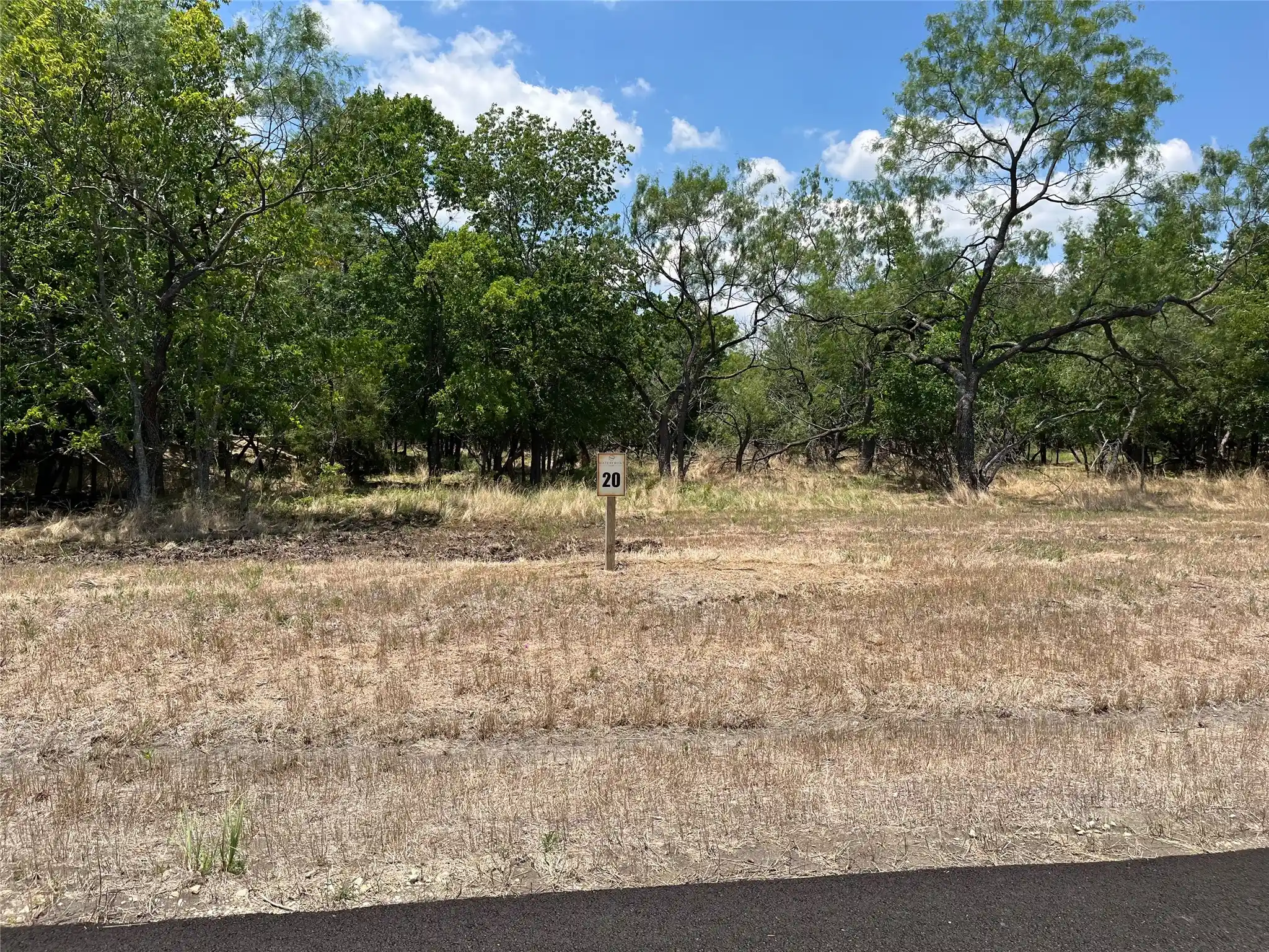 Photo 1 of Land for sale at Lot 20 Camp Fleming Ct, Corsicana, TX 75110 | MLS# 21419807 | Listing updated on 2026-10-26
