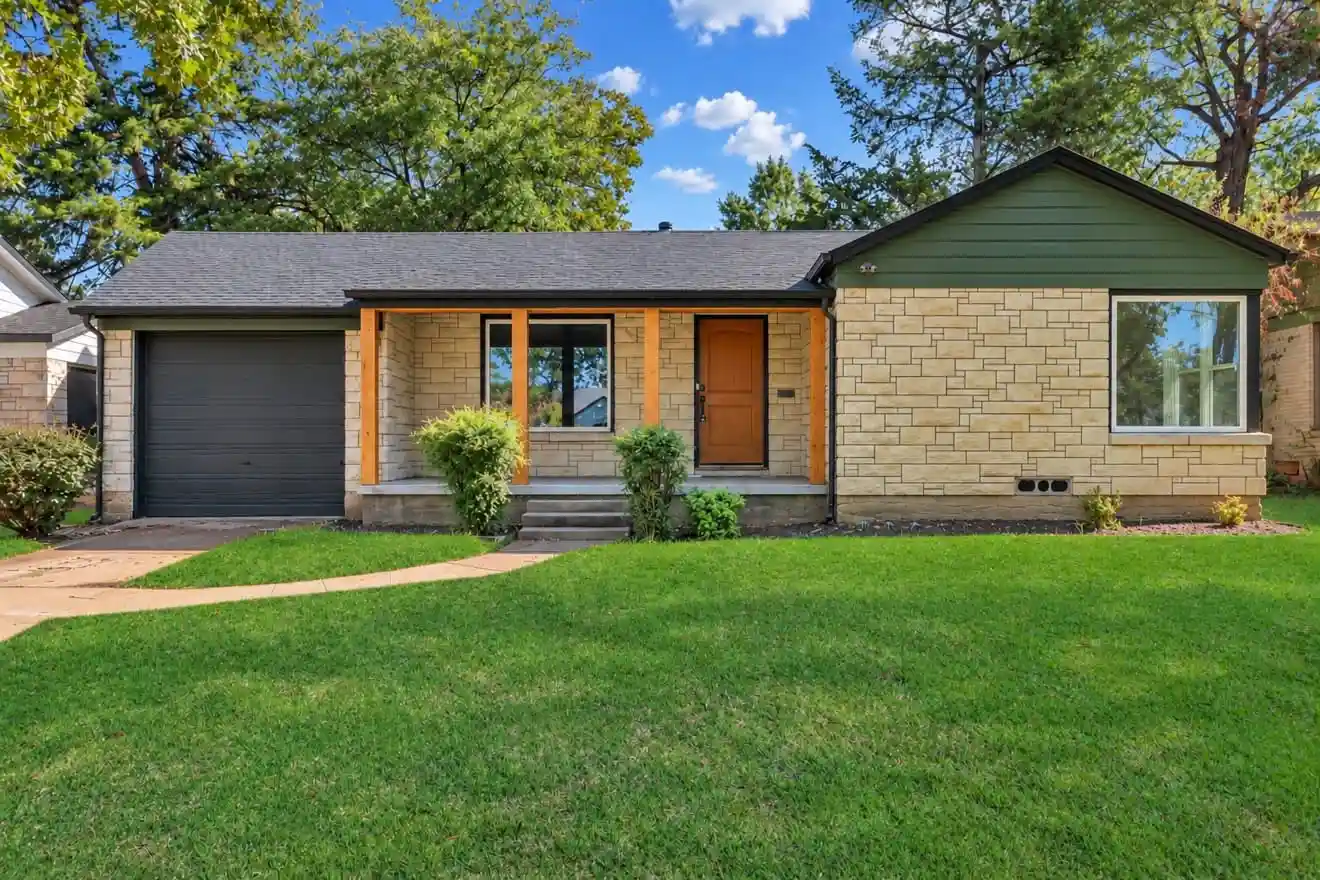 Photo 1 of Single family home for sale at 1406 Arizona Ave, Dallas, TX 75216 | MLS# 21416860 | Listing updated on 2026-10-28