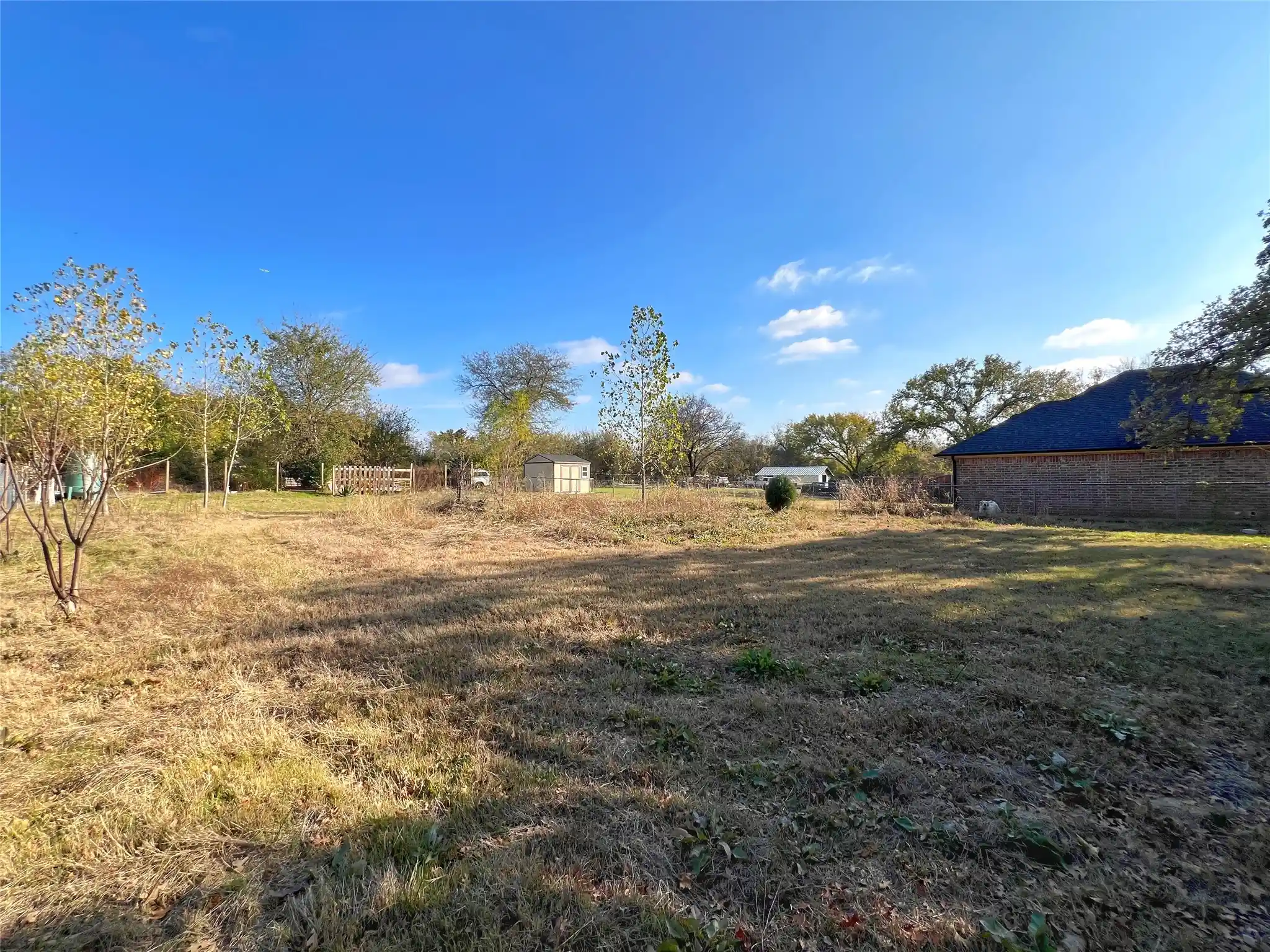 Land for sale at 2821 Milam St, Fort Worth, TX 76112 | MLS# 21420624