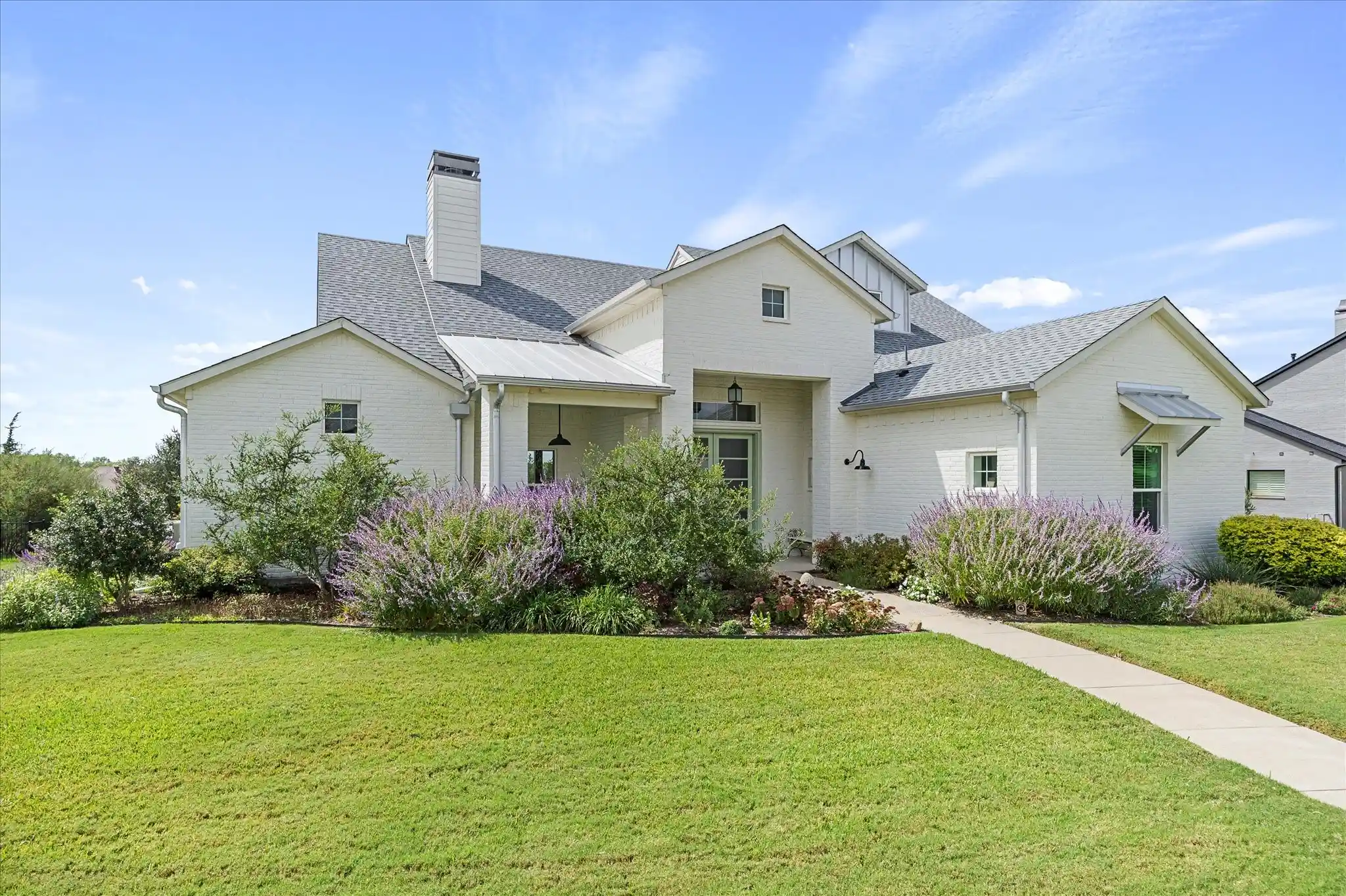 Single family home for sale at 225 Bristol Ct, Rockwall, TX 75032 | MLS# 21420562
