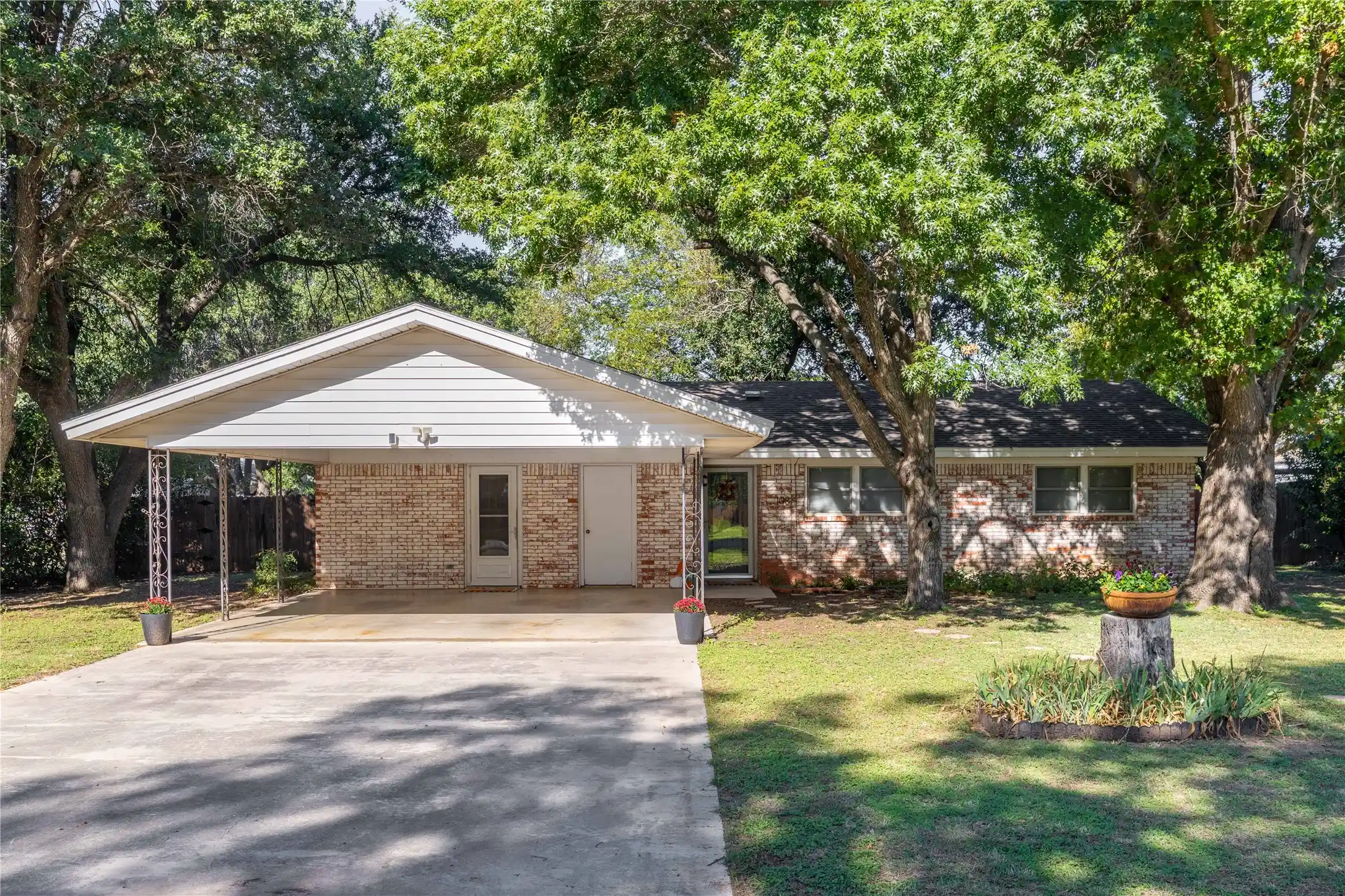 Single family home for sale at 103 Buffalo Trl, Early, TX 76802 | MLS# 21414303