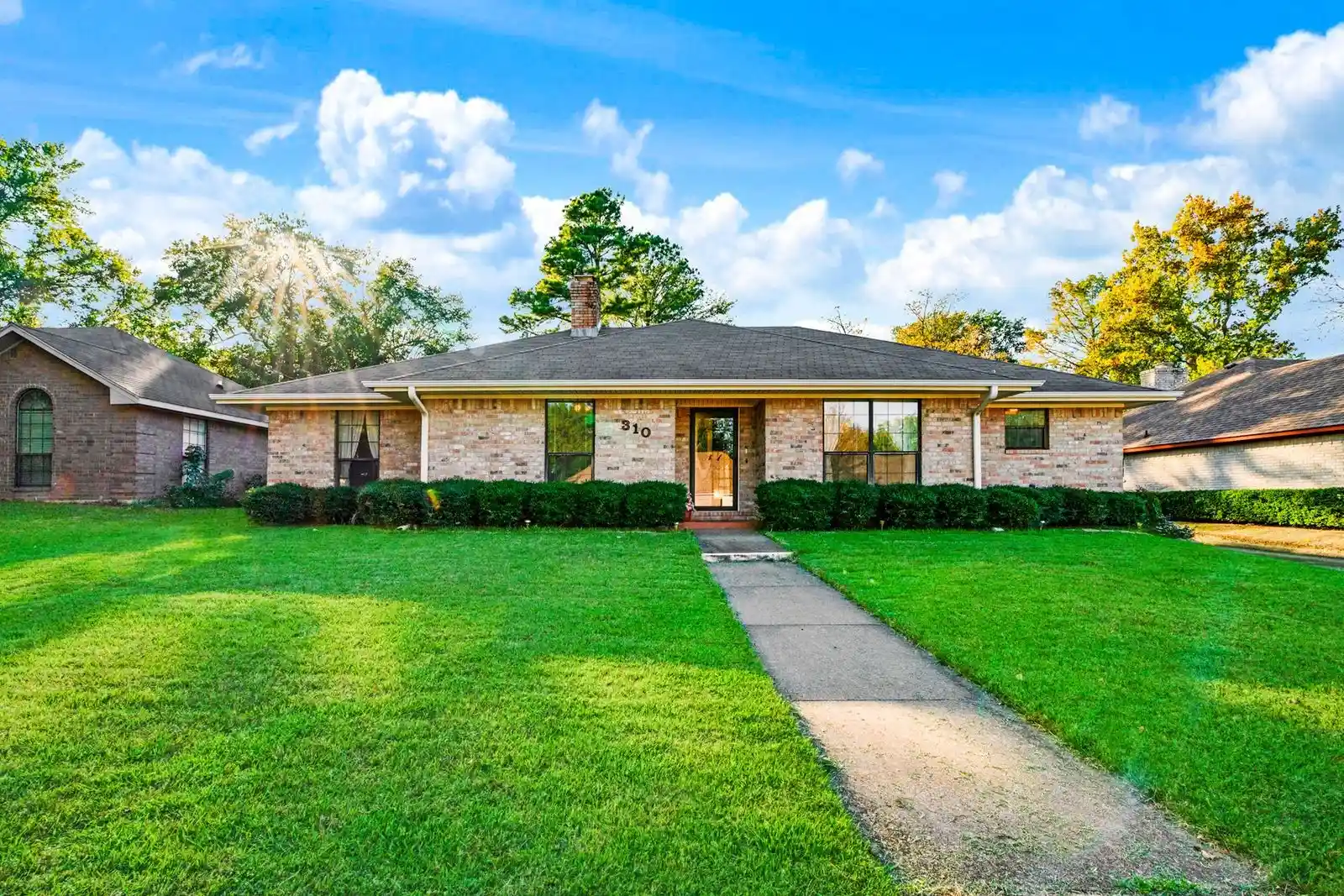 Single family home for sale at 310 Southeast 35th, Paris, TX 75460 | MLS# 21418647