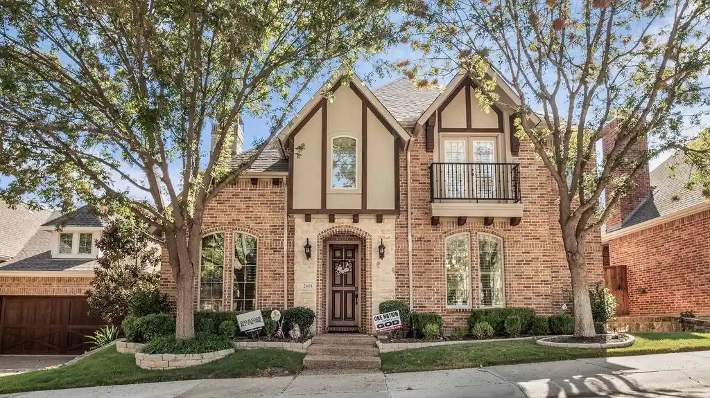 Single family home for sale at 2608 Sir Wade Way, Lewisville, TX 75056 | MLS# 21417830
