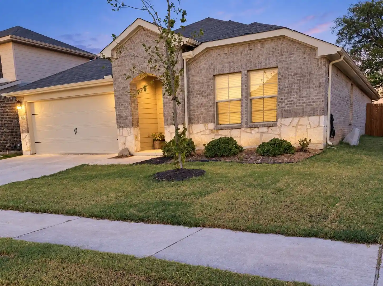 Single family home for sale at 5206 Totem Trl, Denton, TX 76207 | MLS# 21420241