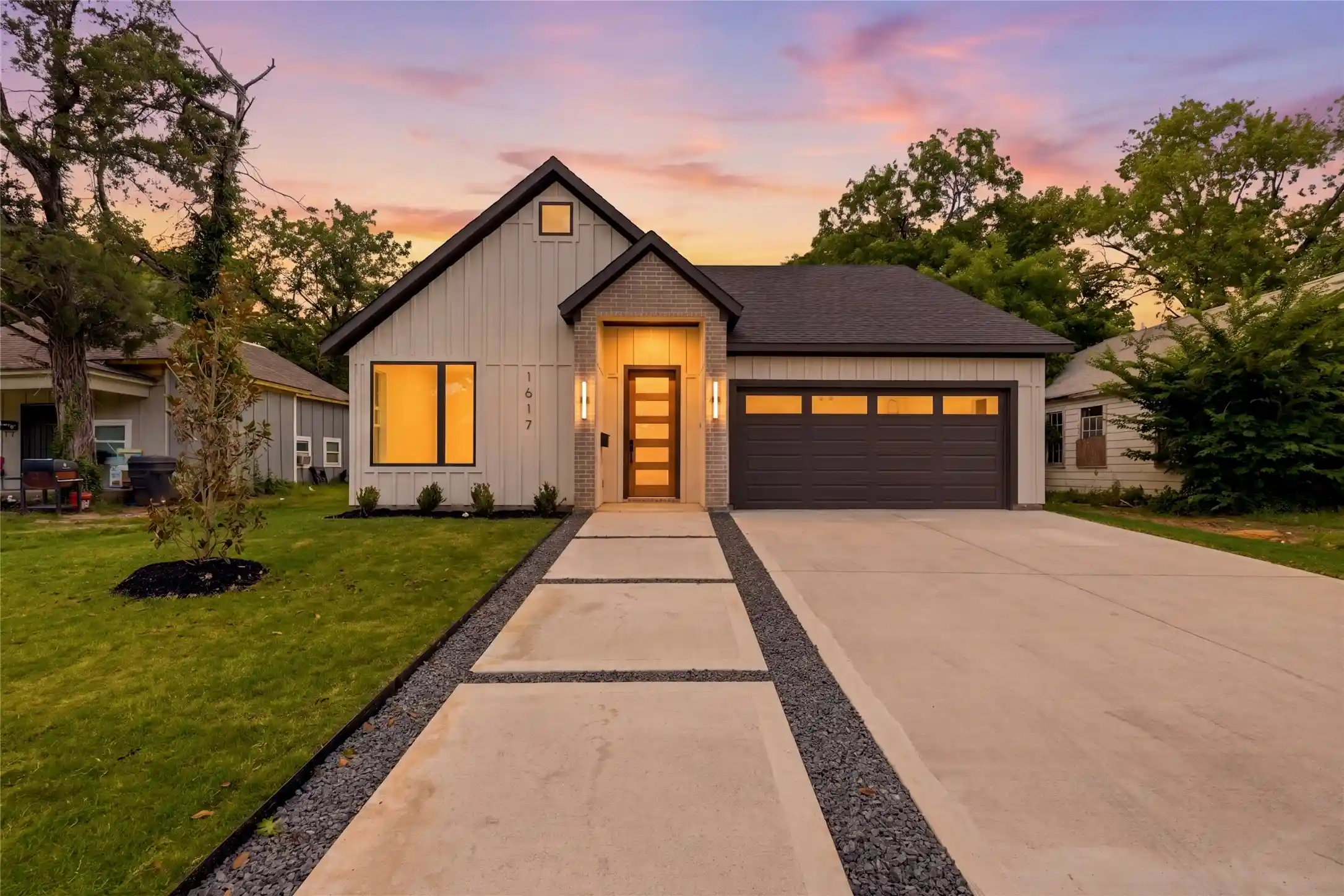 Single family home for sale at 8133 Suetelle Dr, Dallas, TX 75217 | MLS# 21421168