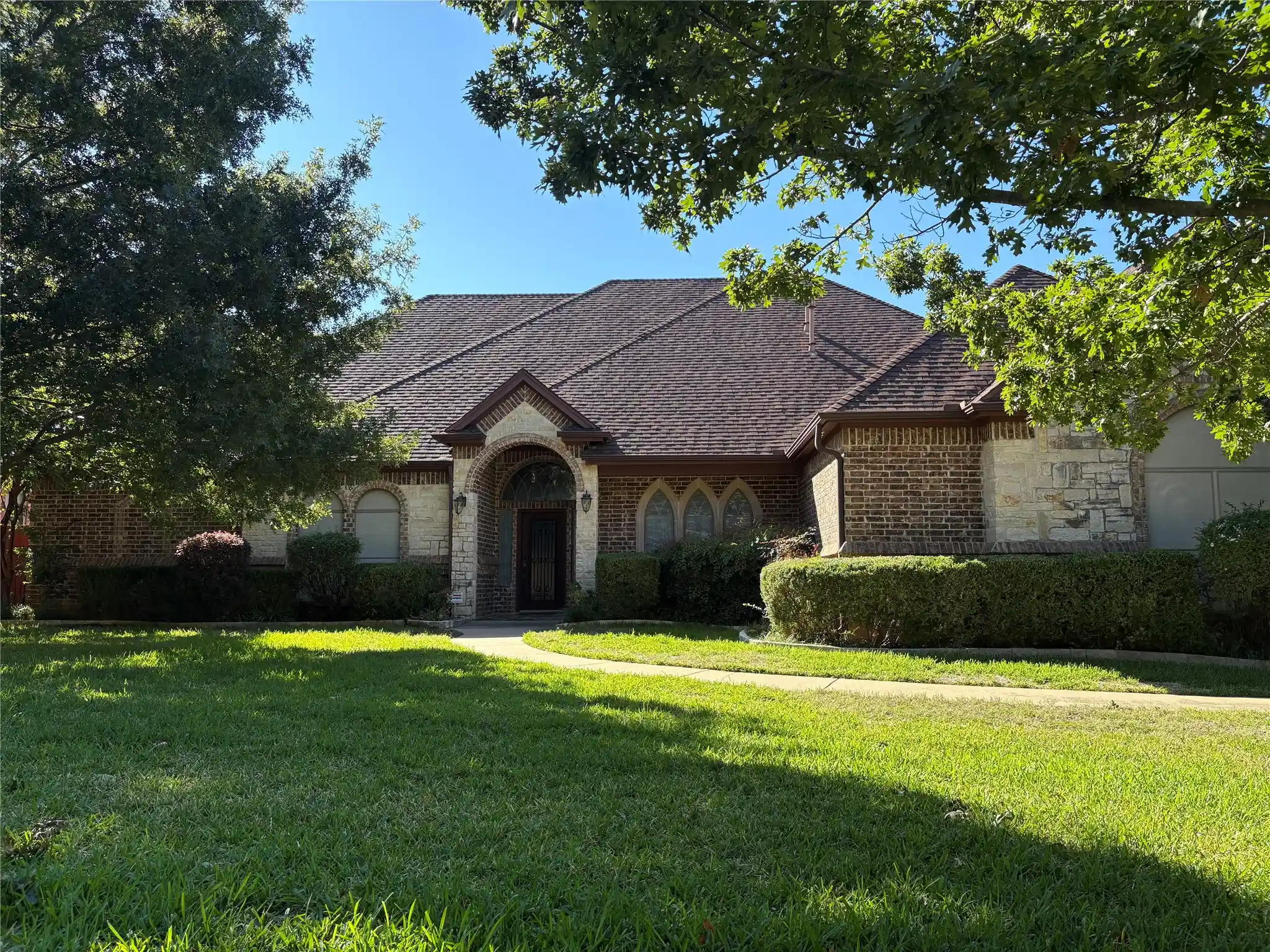 Photo 1 of Single family home for sale at 8608 Martin Dr, North Richland Hills, TX 76182 | MLS# 21421166 | Listing updated on 2026-10-27