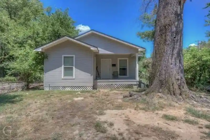 Photo 1 of Single family home for sale at 3110 Lindholm St, Shreveport, LA 71108 | MLS# 21421606 | Listing updated on 2026-10-27