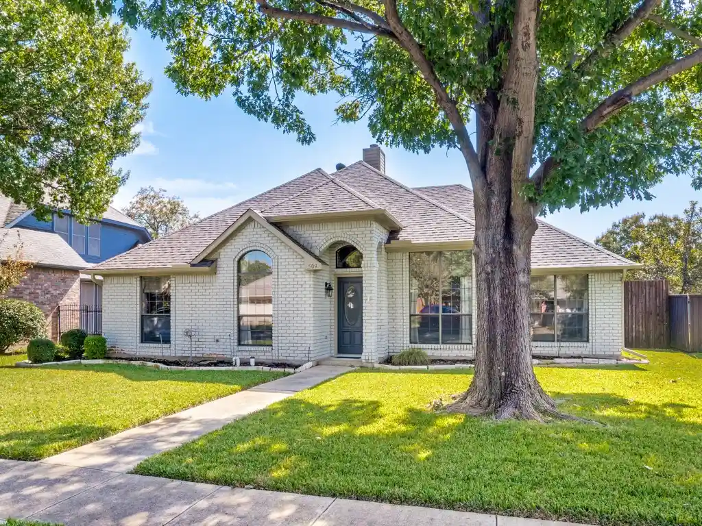 Photo 1 of Single family home for sale at 509 Parkview Pl, Coppell, TX 75019 | MLS# 21421487 | Listing updated on 2026-10-28