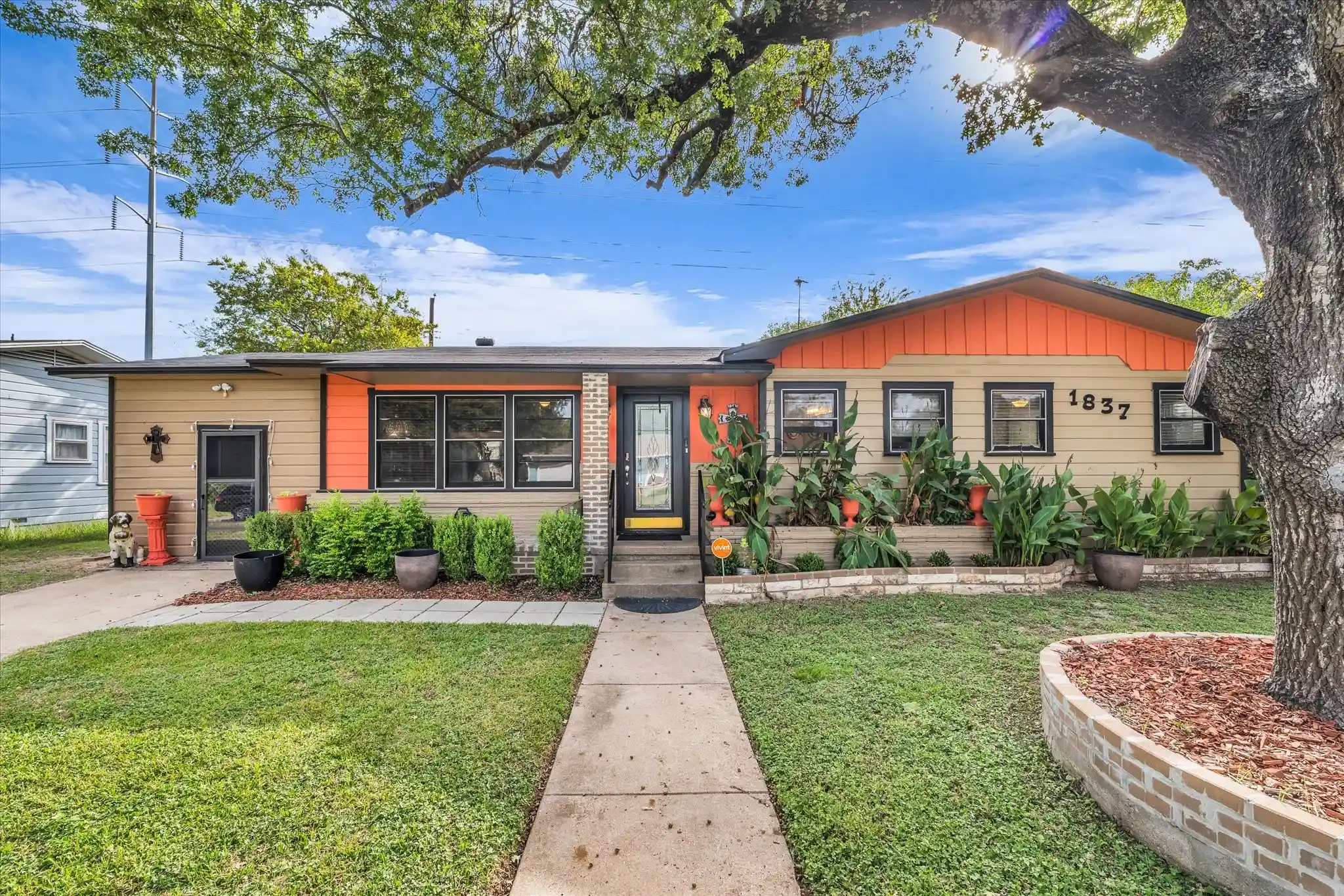 Single family home for sale at 1837 Northcrest Dr, Waco, TX 76710 | MLS# 21421721