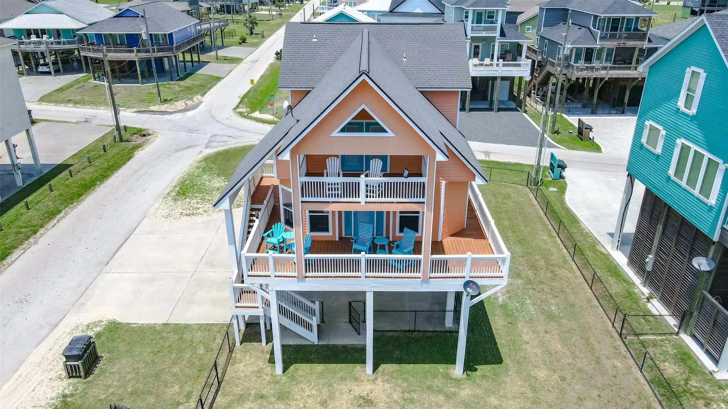 Photo 1 of Single family home for sale at 2774 Gulfview Ln, Port Bolivar, TX 77650 | MLS# 21420955 | Listing updated on 2026-10-28
