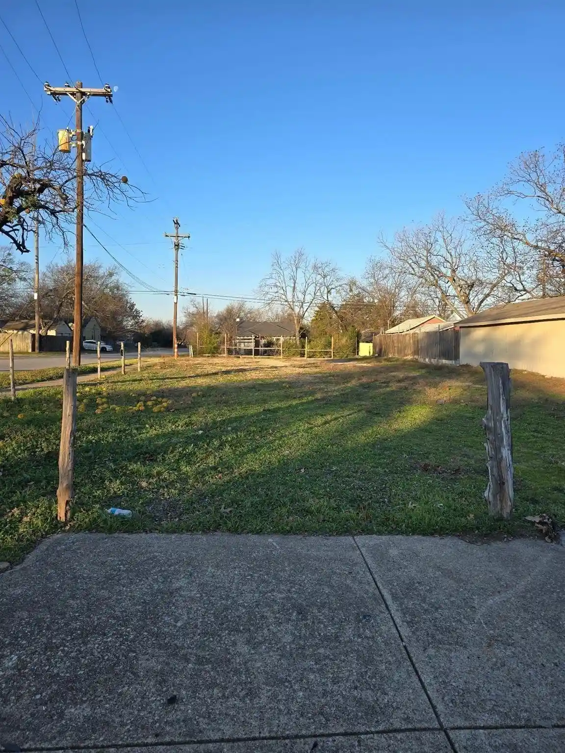 Land for sale at 1547 S Denley Dr, Dallas, TX 75216 | MLS# 21421843