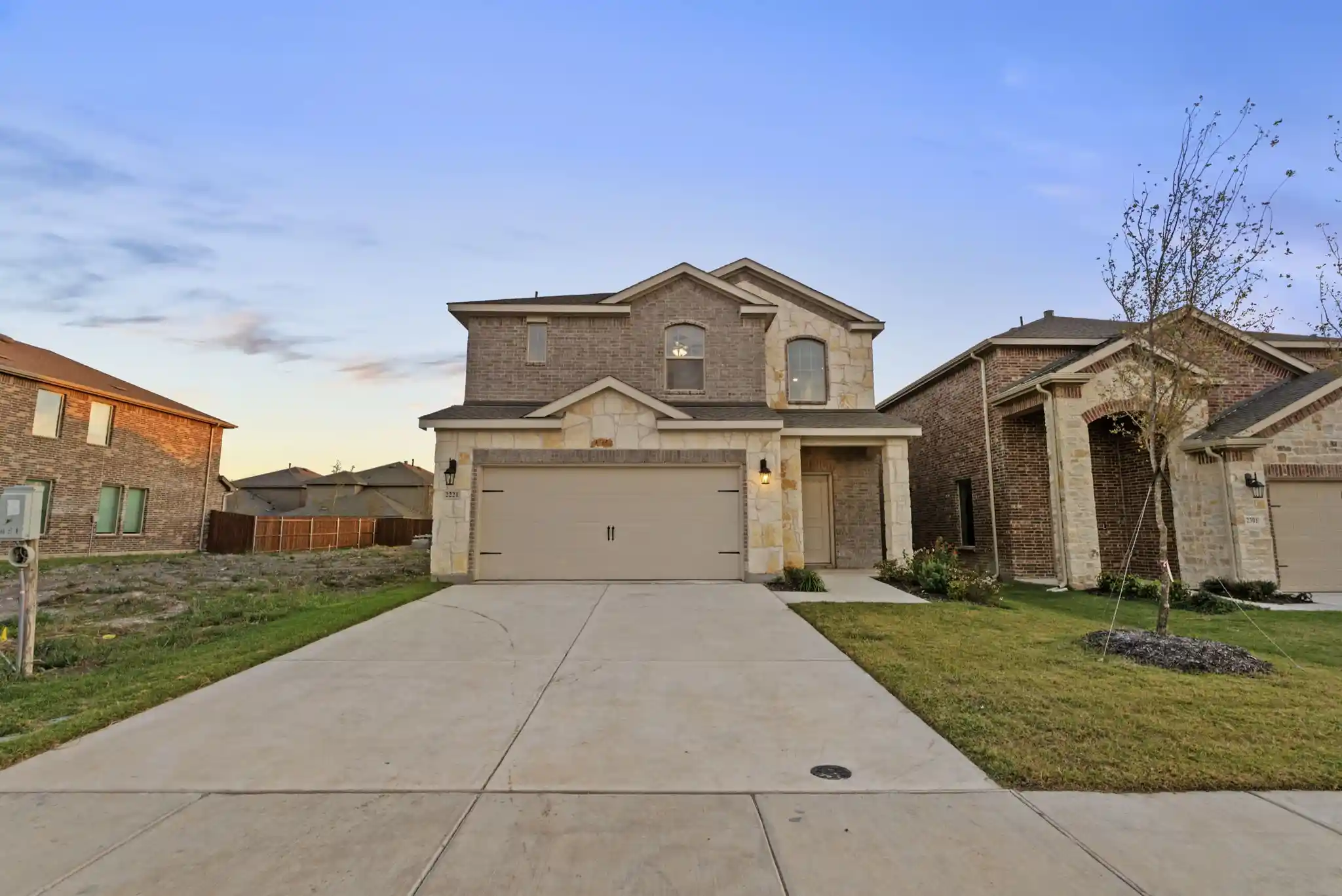 Photo 1 of Single family home for sale at 2221 Crockett Way, Anna, TX 75409 | MLS# 21421893 | Listing updated on 2026-10-28
