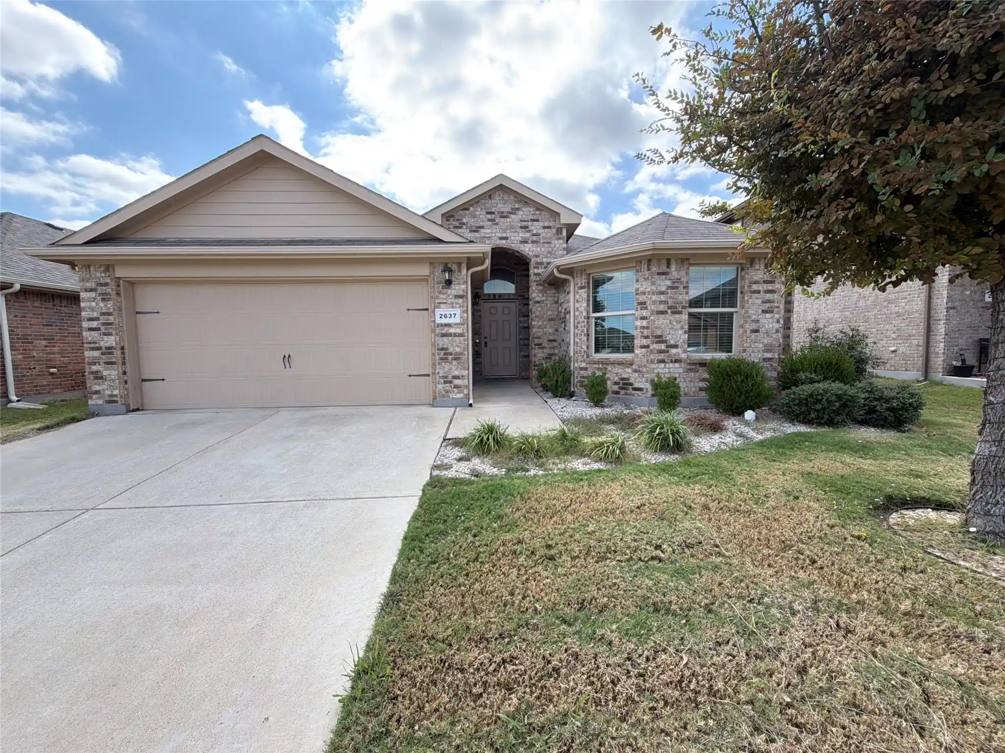 Single family home for sale at 2637 Gains Ml Dr, Fort Worth, TX 76123 | MLS# 21421699
