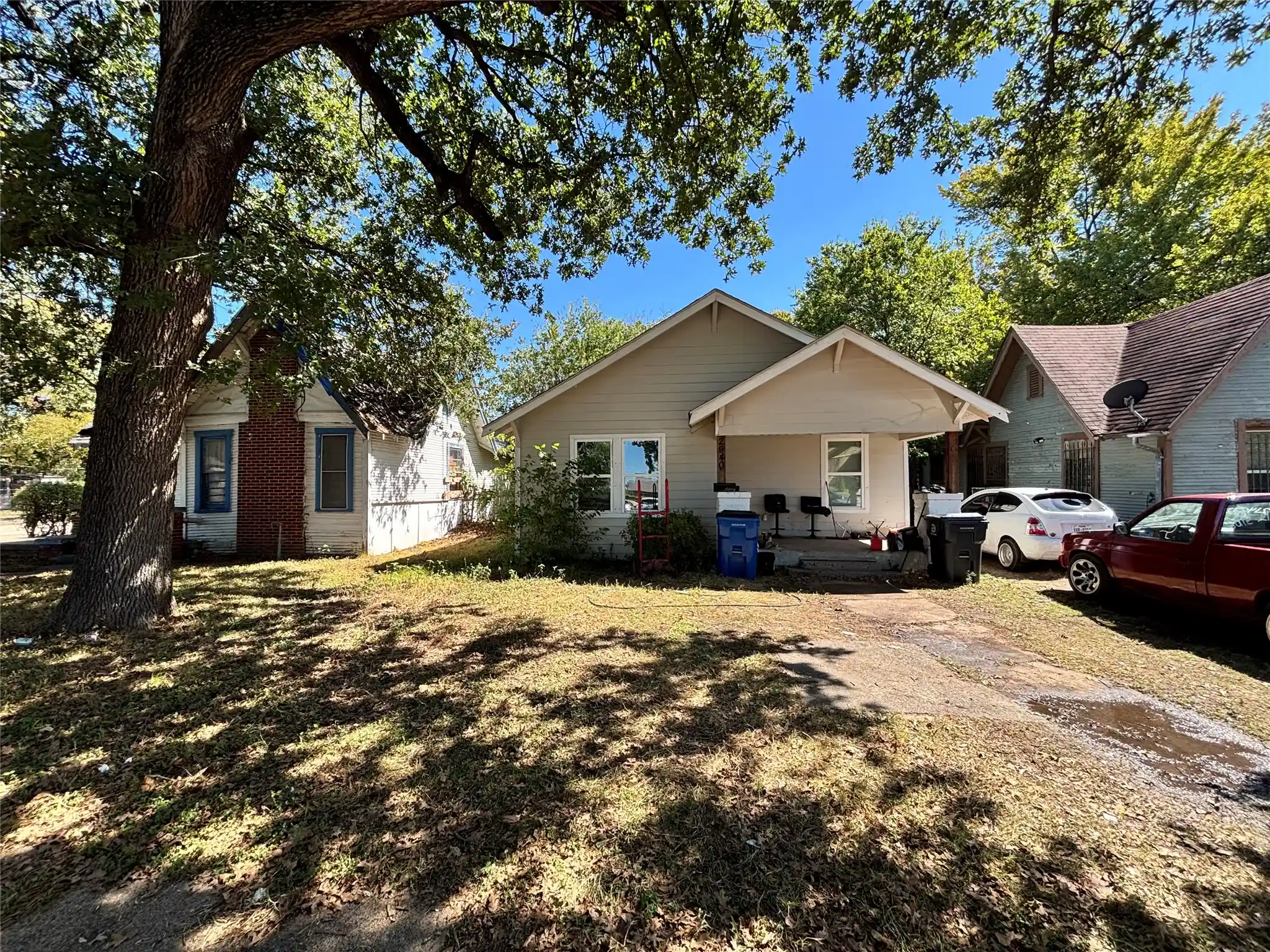 Single family home for sale at 2940 Warren Ave, Dallas, TX 75215 | MLS# 21422016