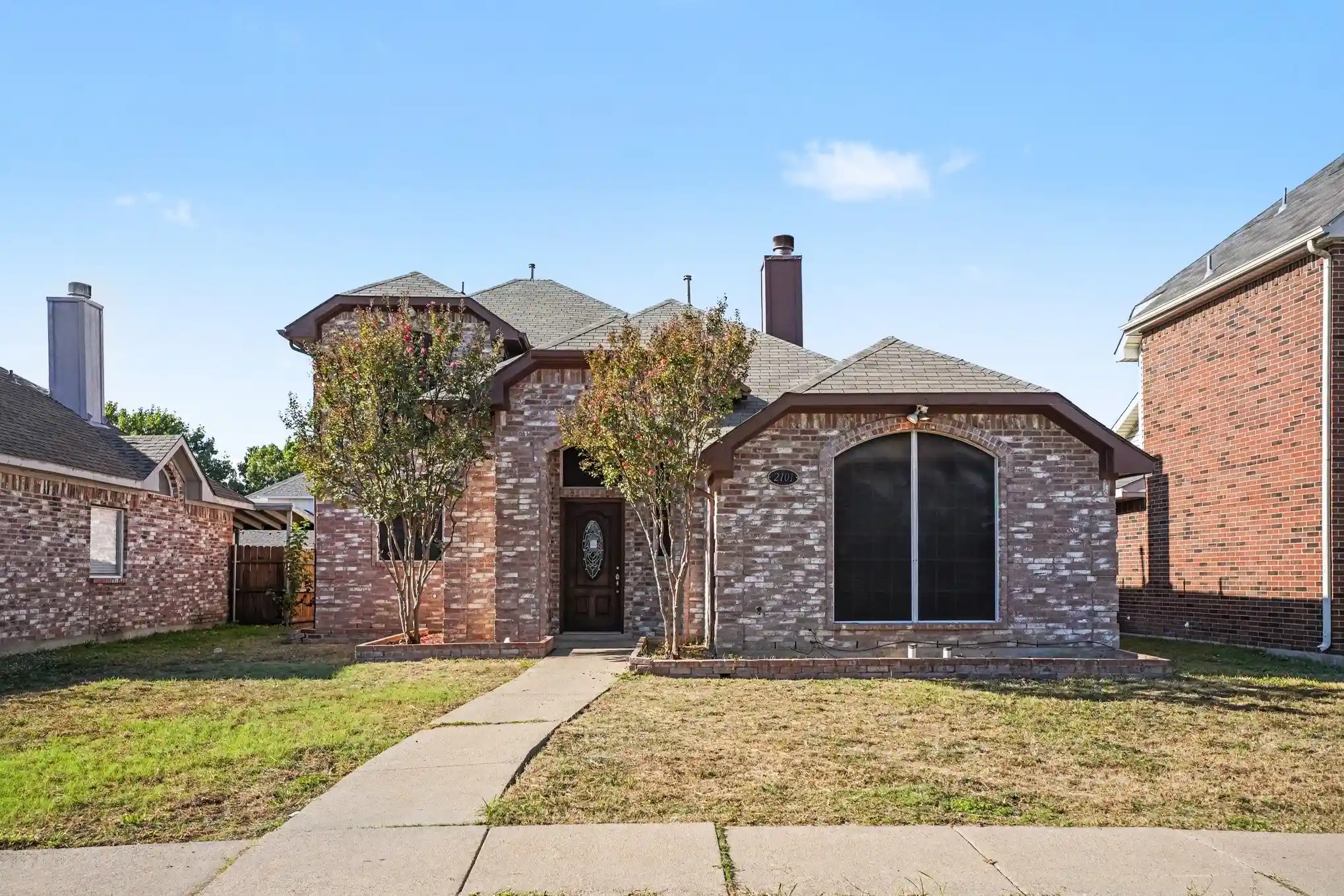 Single family home for sale at 2101 Birch Bnd, Mesquite, TX 75181 | MLS# 21419183