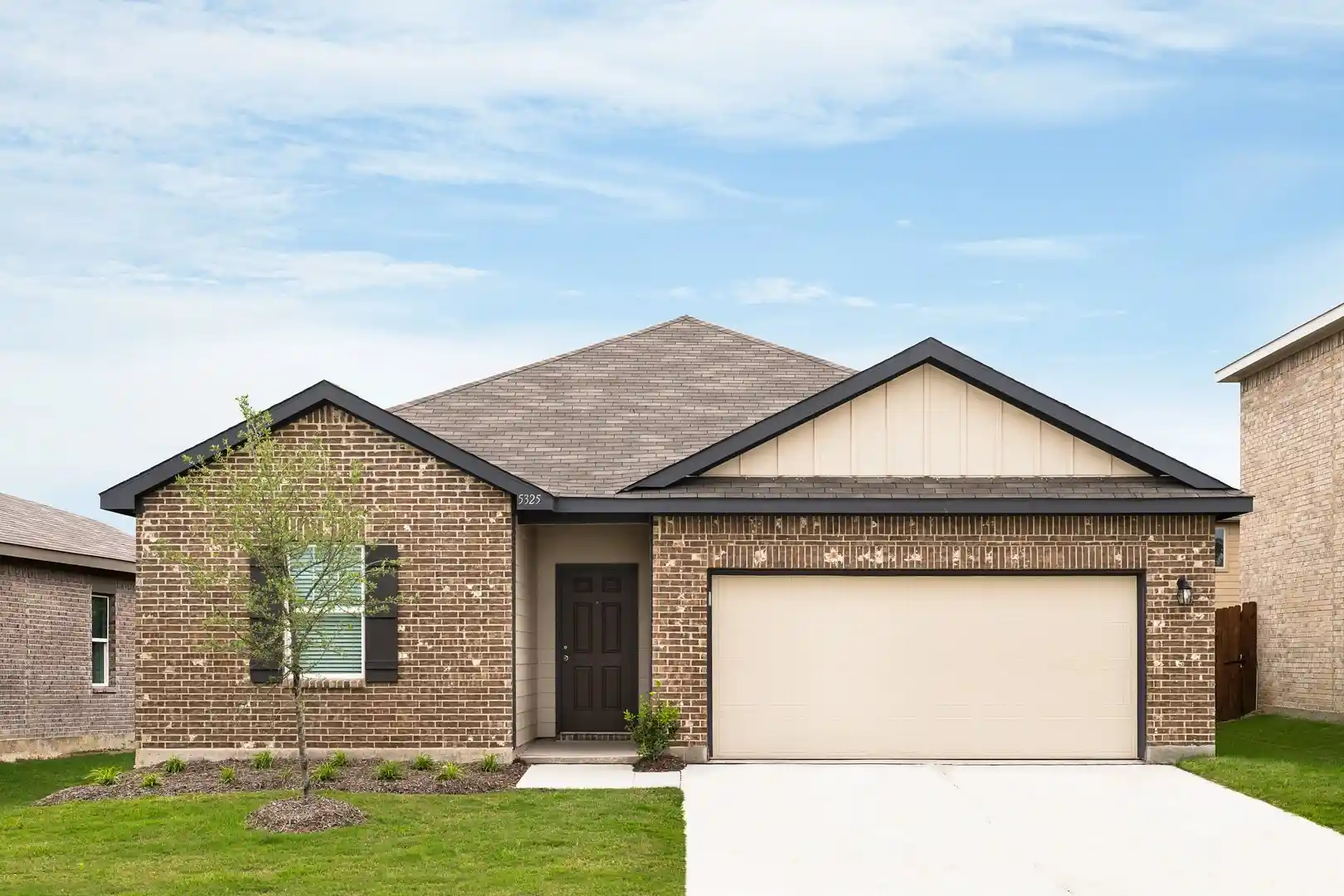 Photo 1 of Single family home for sale at 908 Independence Trl, Nevada, TX 75173 | MLS# 21422128 | Listing updated on 2026-10-28