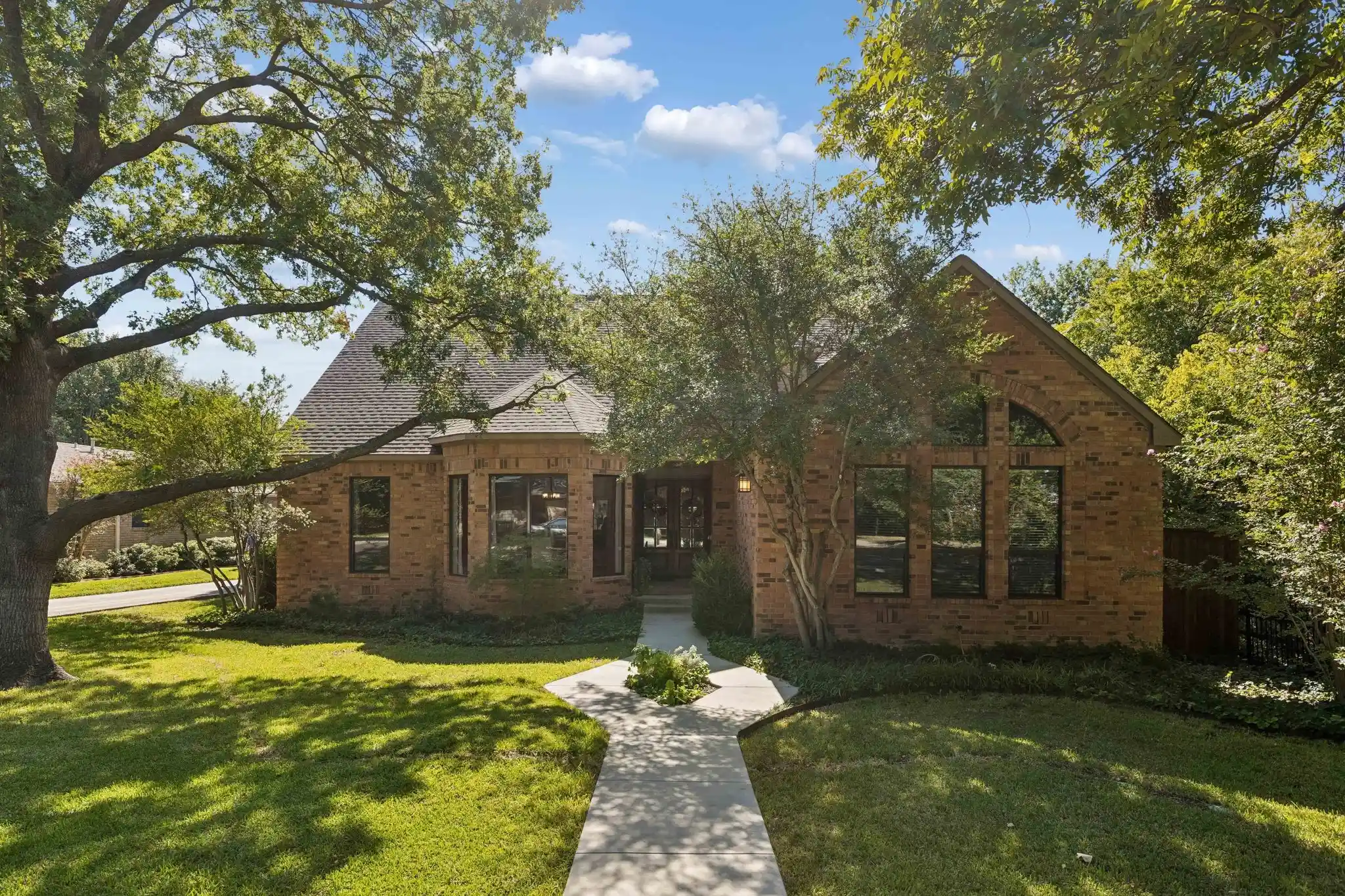 Single family home for sale at 9006 Windy Crst Dr, Dallas, TX 75243 | MLS# 21421581